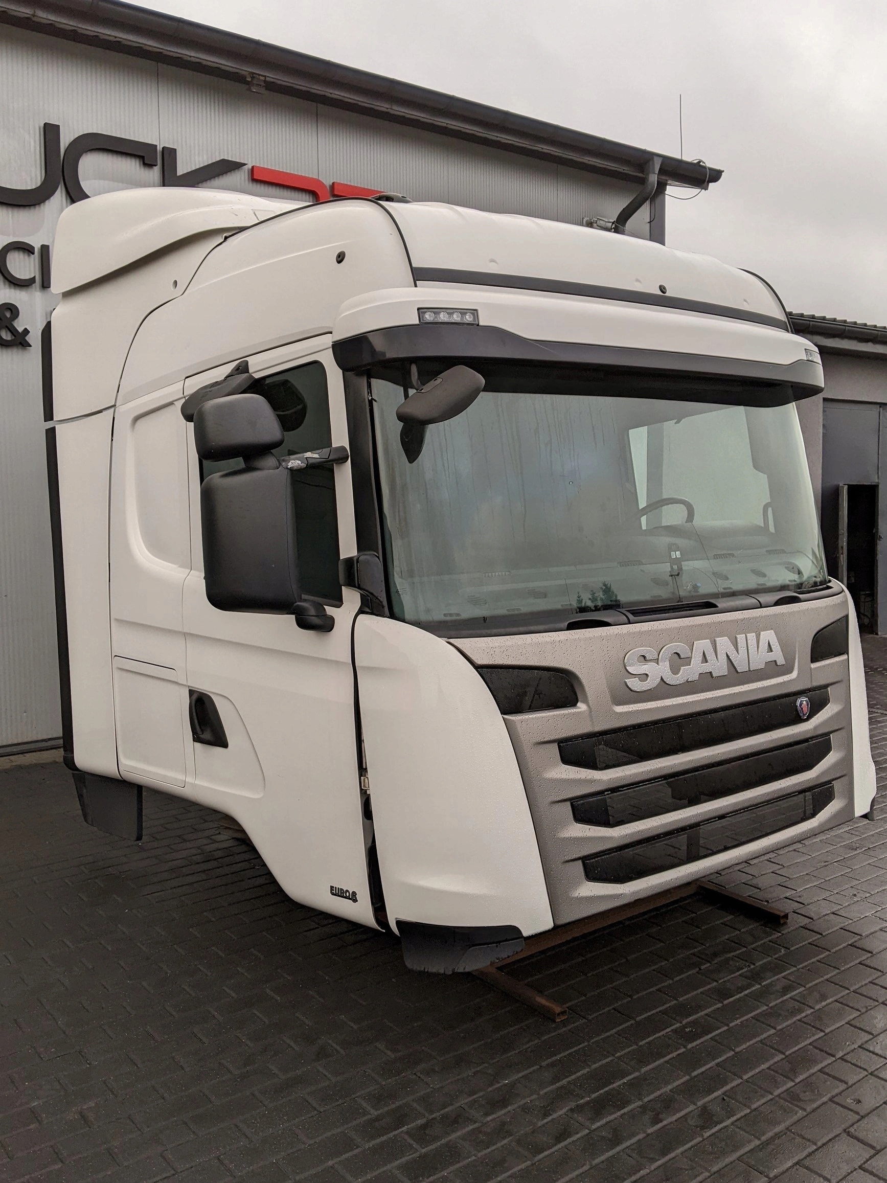 SCANIA STREAMLINE HIGHLINE ROK 2013 - 2017 - obrazek 3