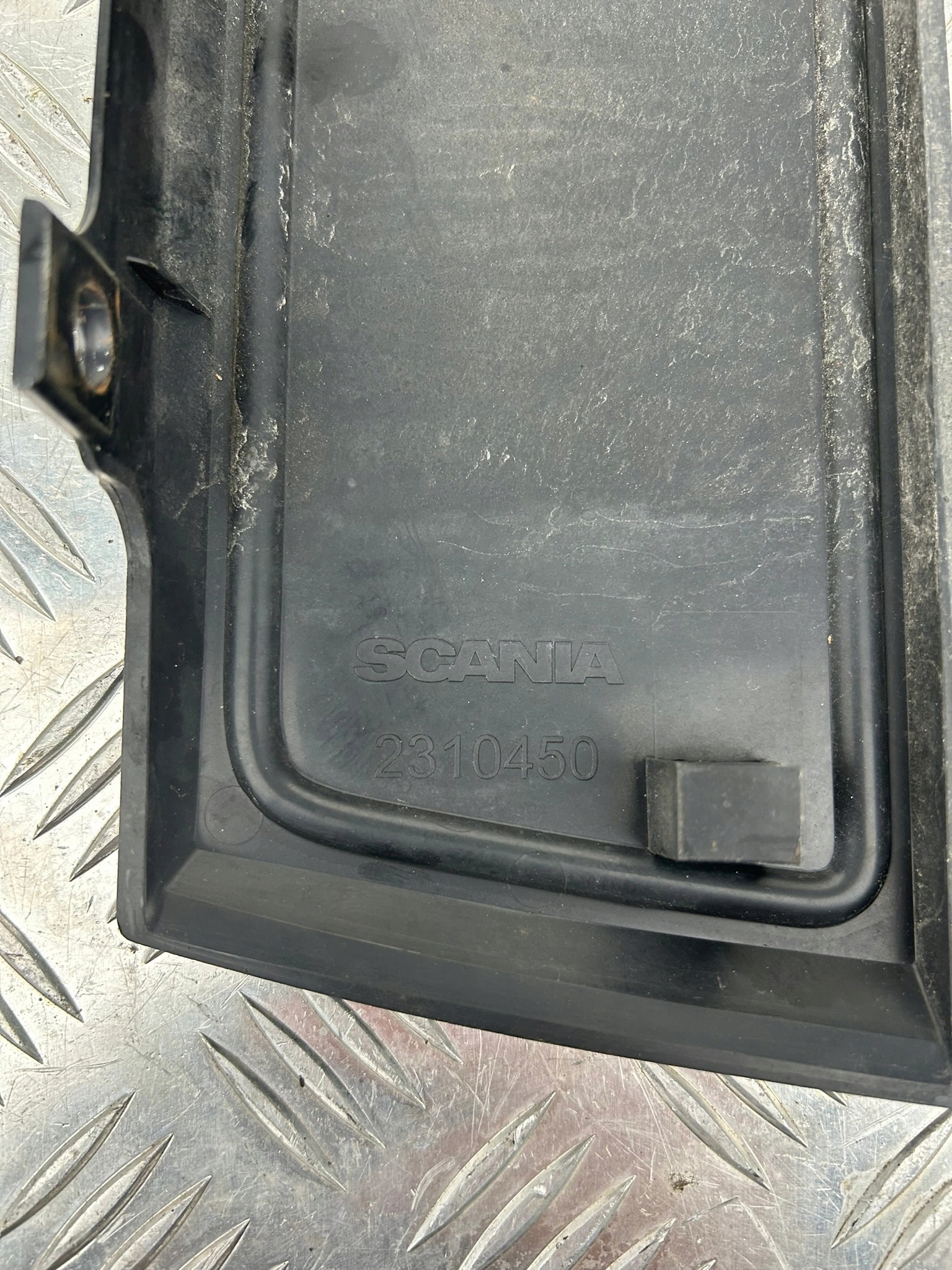 RADAR OSŁONA ZAŚLEPKA NAKŁADKA SCANIA NEXT GEN NTG - obrazek 2