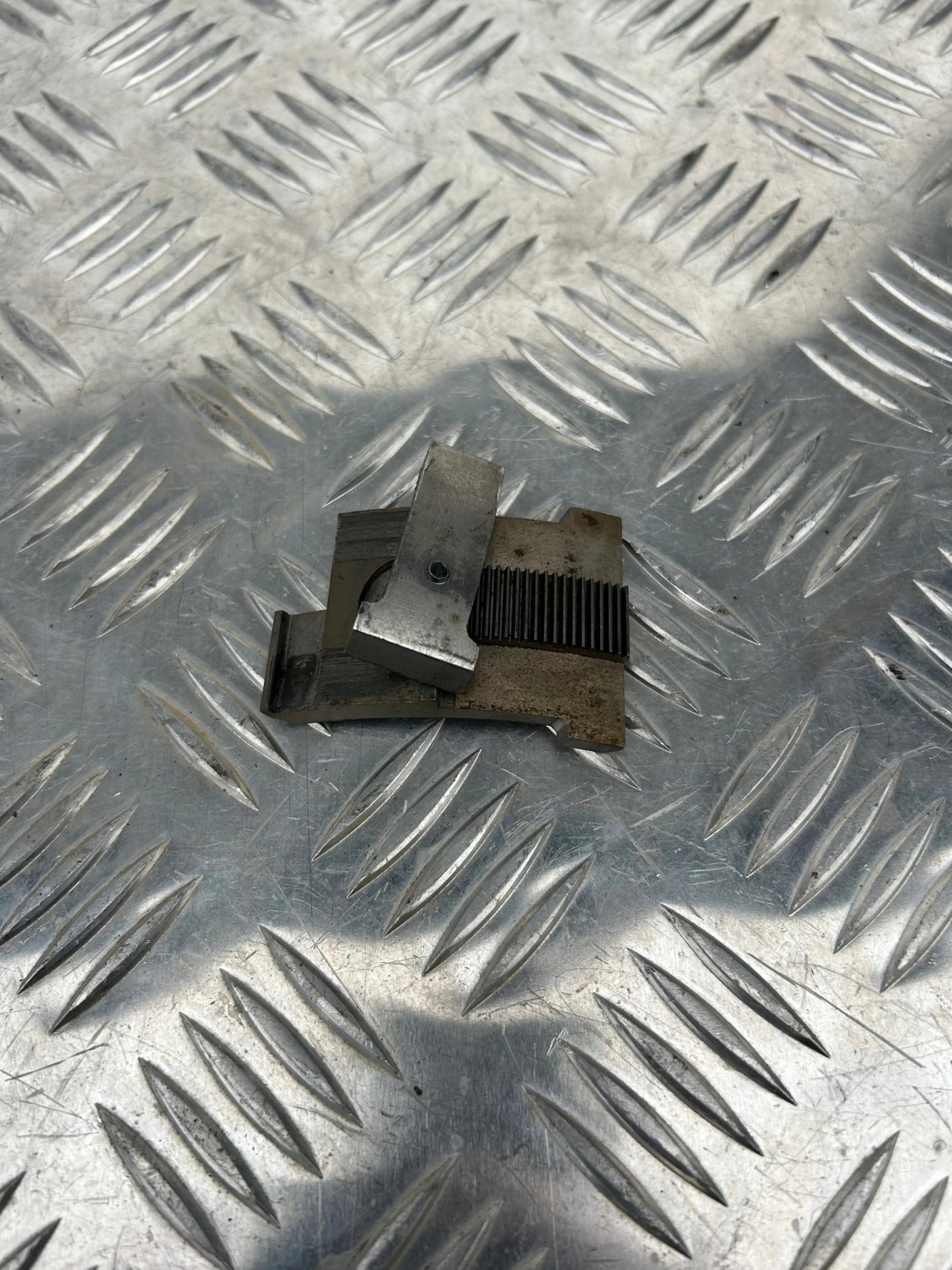 ZĄBKI KIEROWNICY SCANIA R