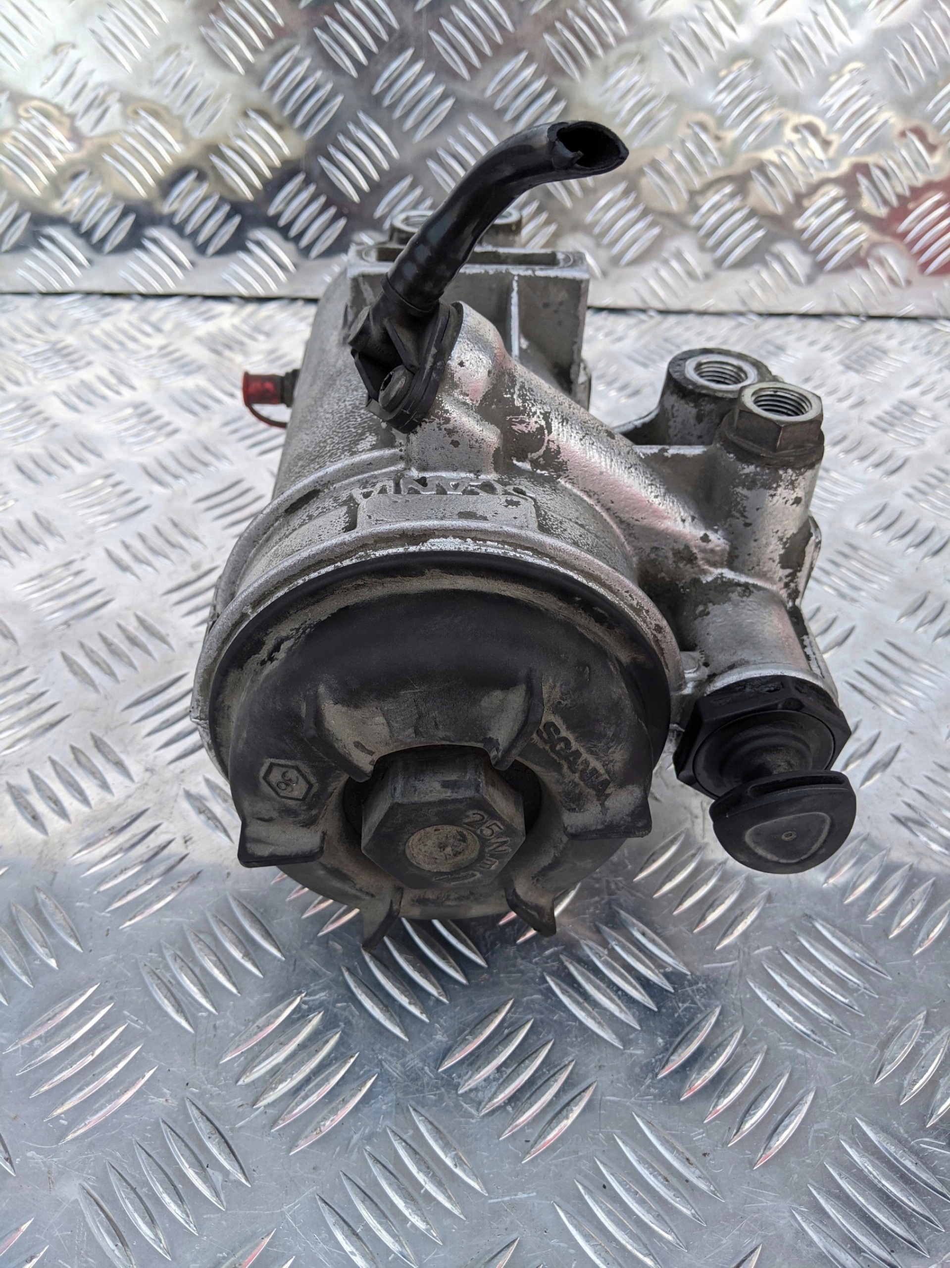 OBUDOWA FILTRA PALIWA SCANIA V8 DC16 XPI EURO 6 - obrazek 2