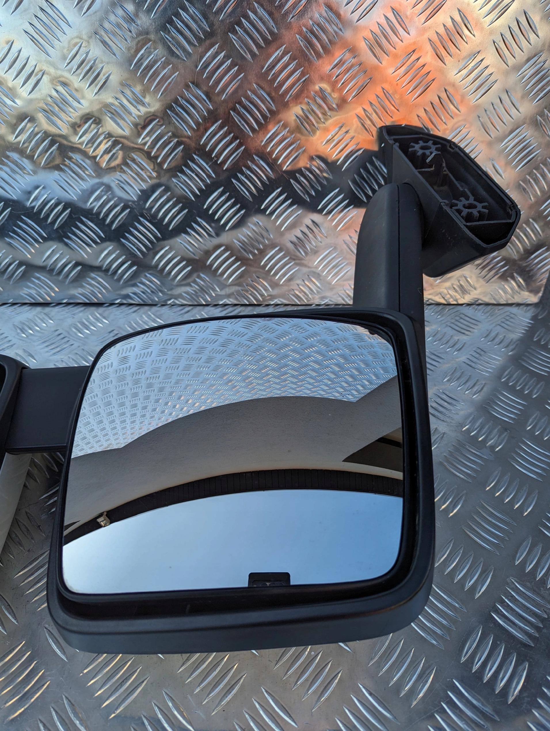 LUSTERKO PRAWE SCANIA R S NTG - obrazek 3