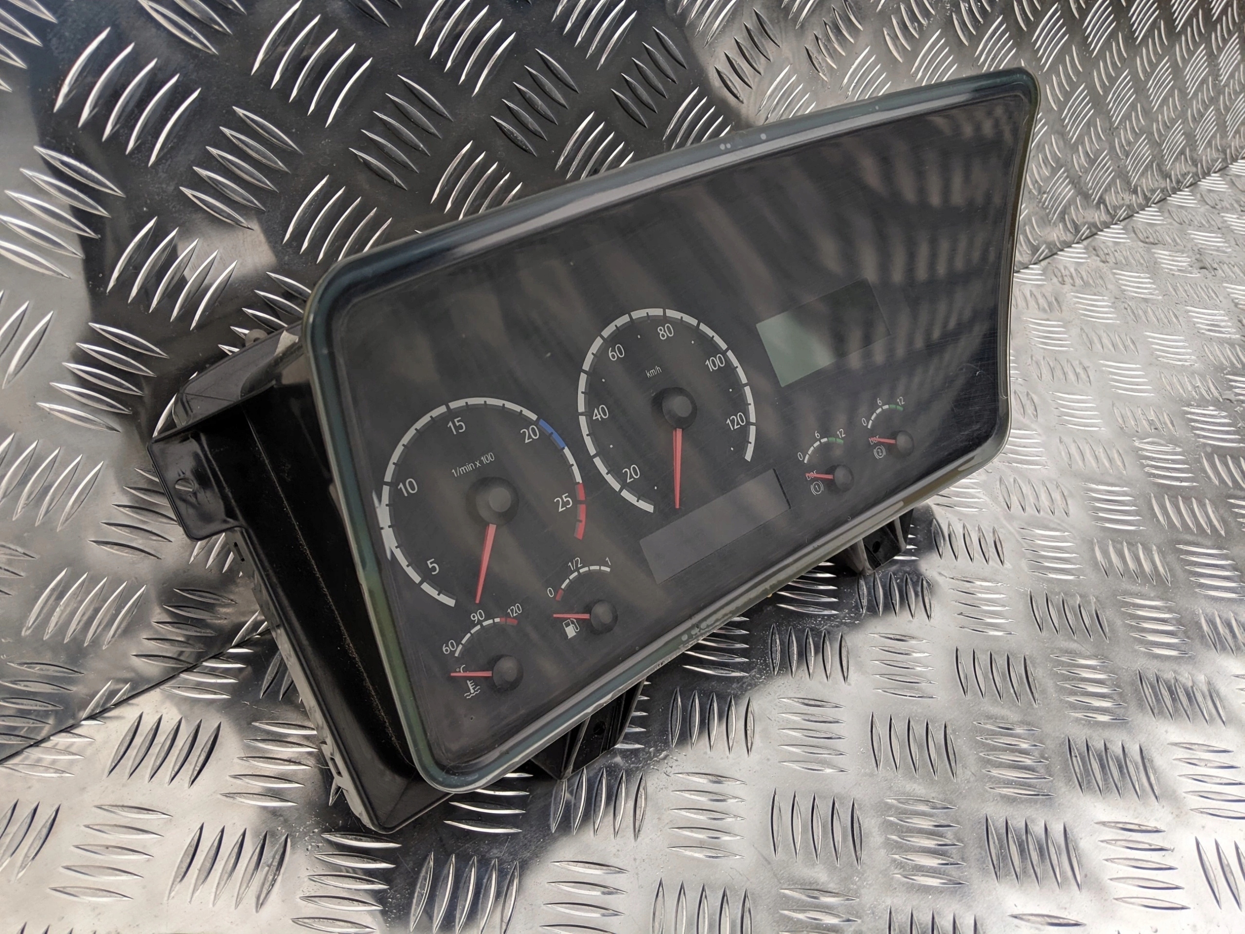 ZEGARY LICZNIK KOKPIT SCANIA R - obrazek 2