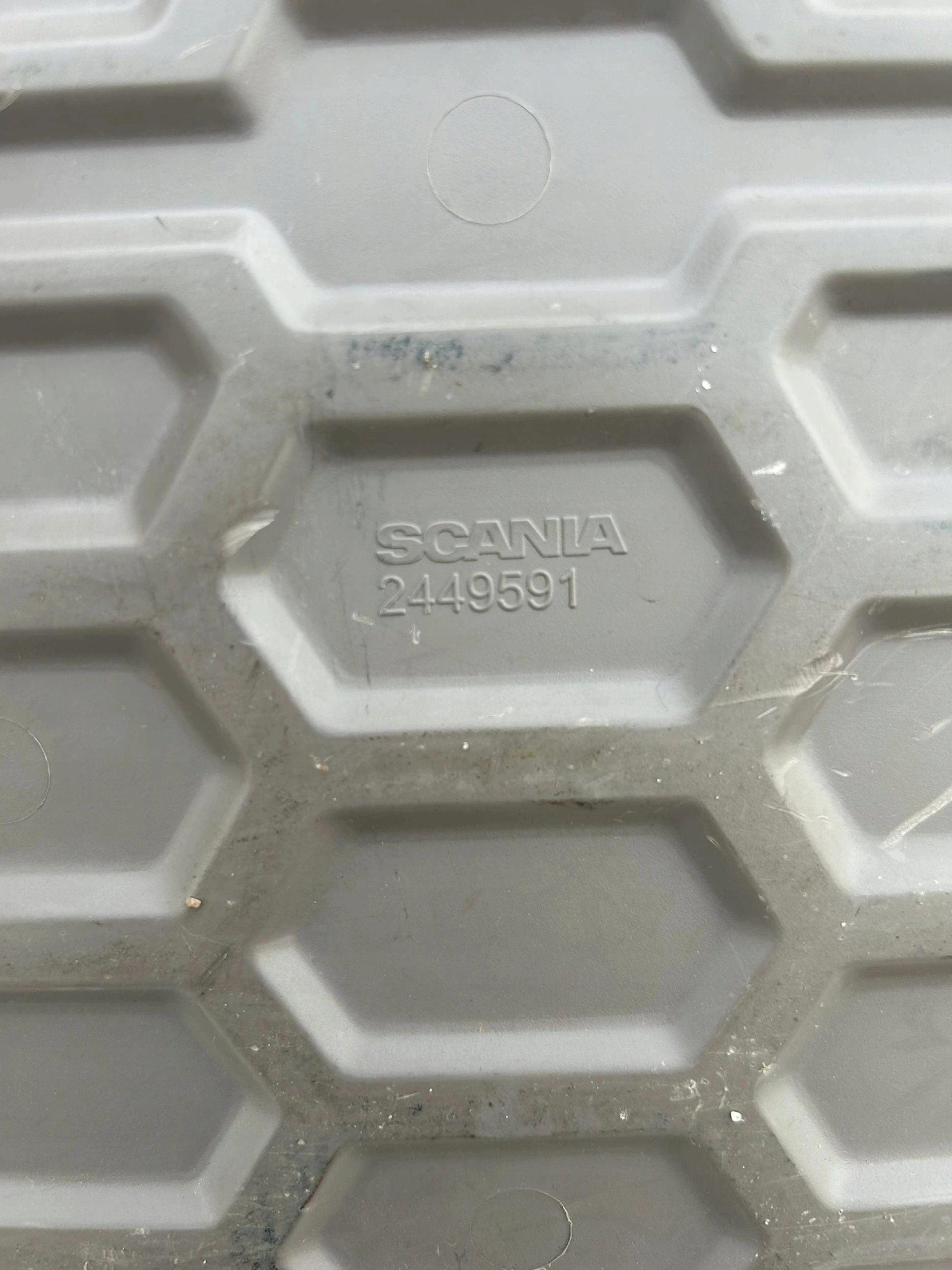 SZUFLADA PÓŁKA SCHOWEK SCANIA NTG - obrazek 2