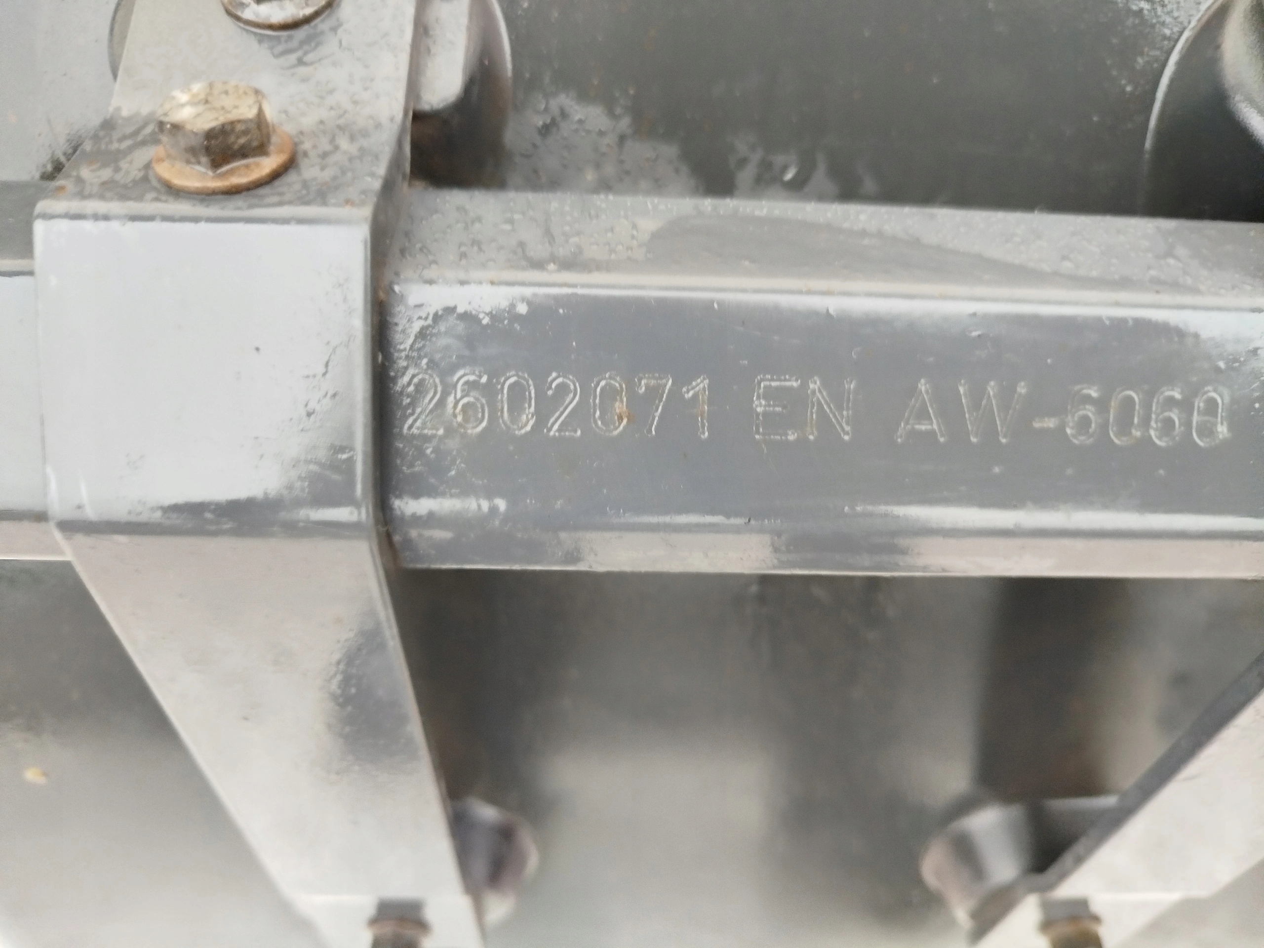 GITARA BŁOTNIKA PRAWY PRZÓD SCANIA NTG LIFT - obrazek 3