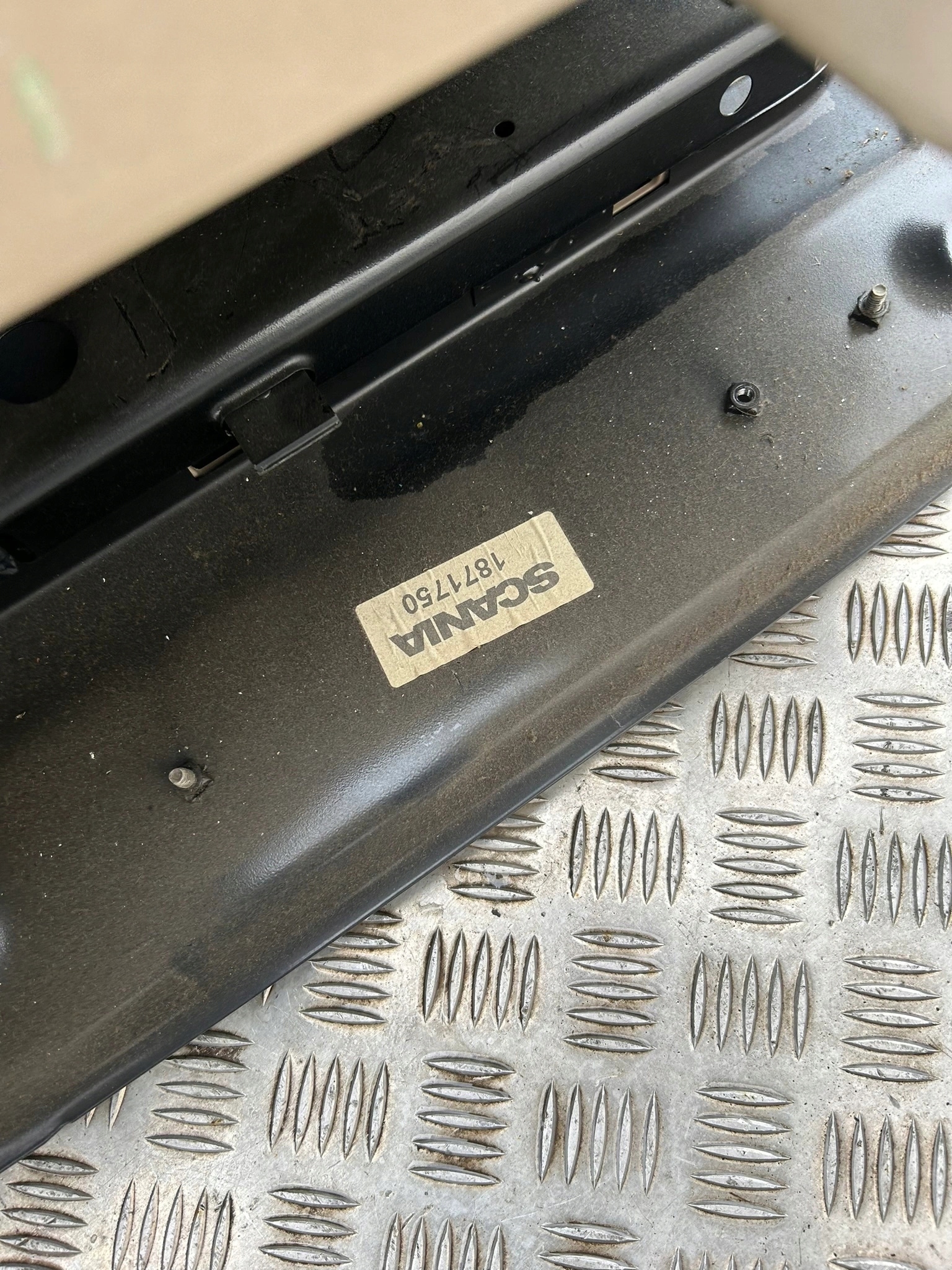 PÓŁKA KOKPIT GÓRNY SCANIA R STREAMLINE - obrazek 6