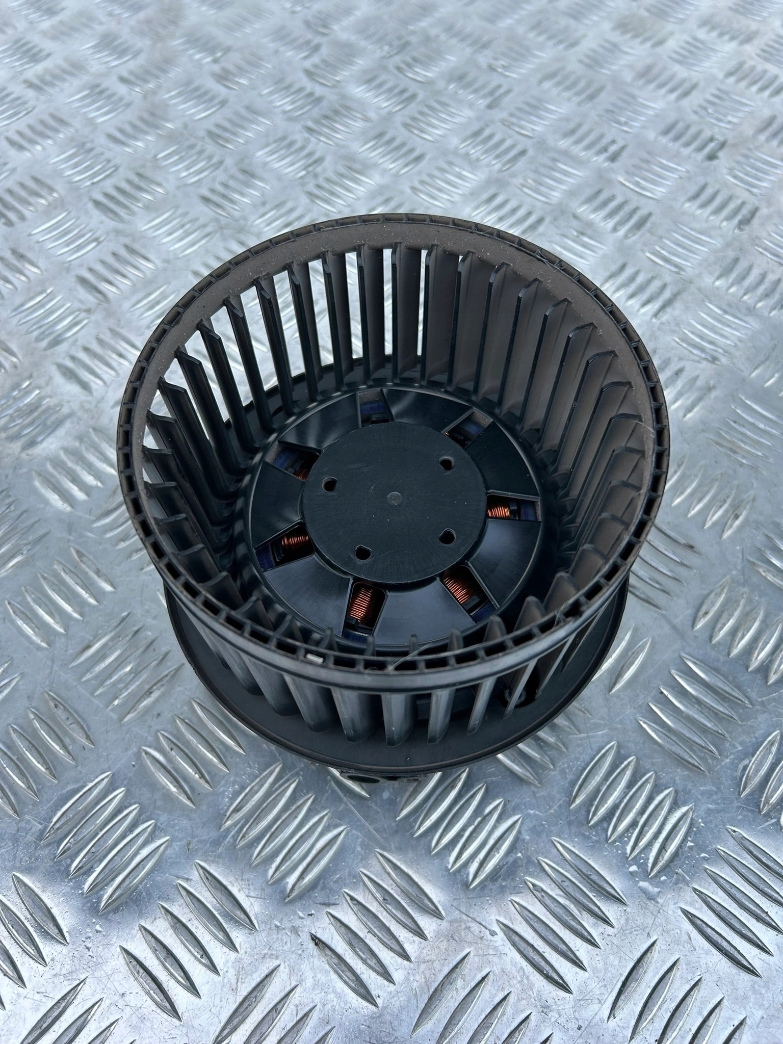 SILNICZEK NAWIEWU DMUCHAWY NAGRZEWNICY SCANIA NEXT GEN NTG - obrazek 2