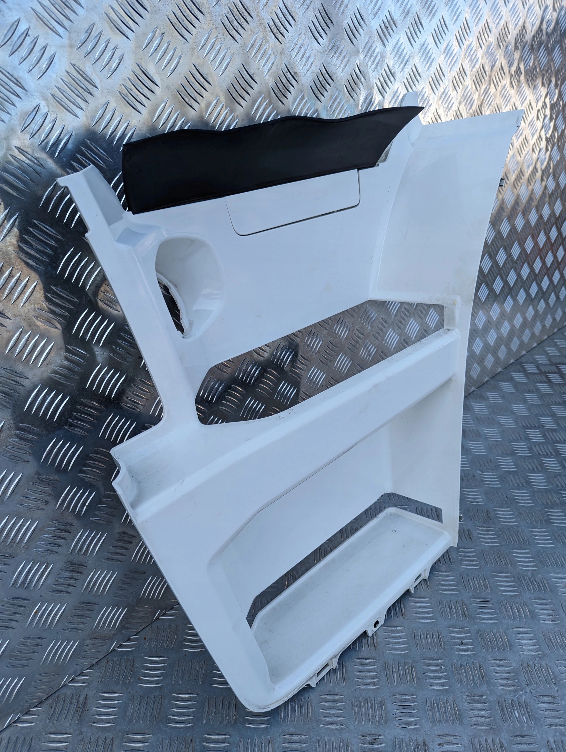 OSŁONA STOPNICY SCANIA S NTG - obrazek 3