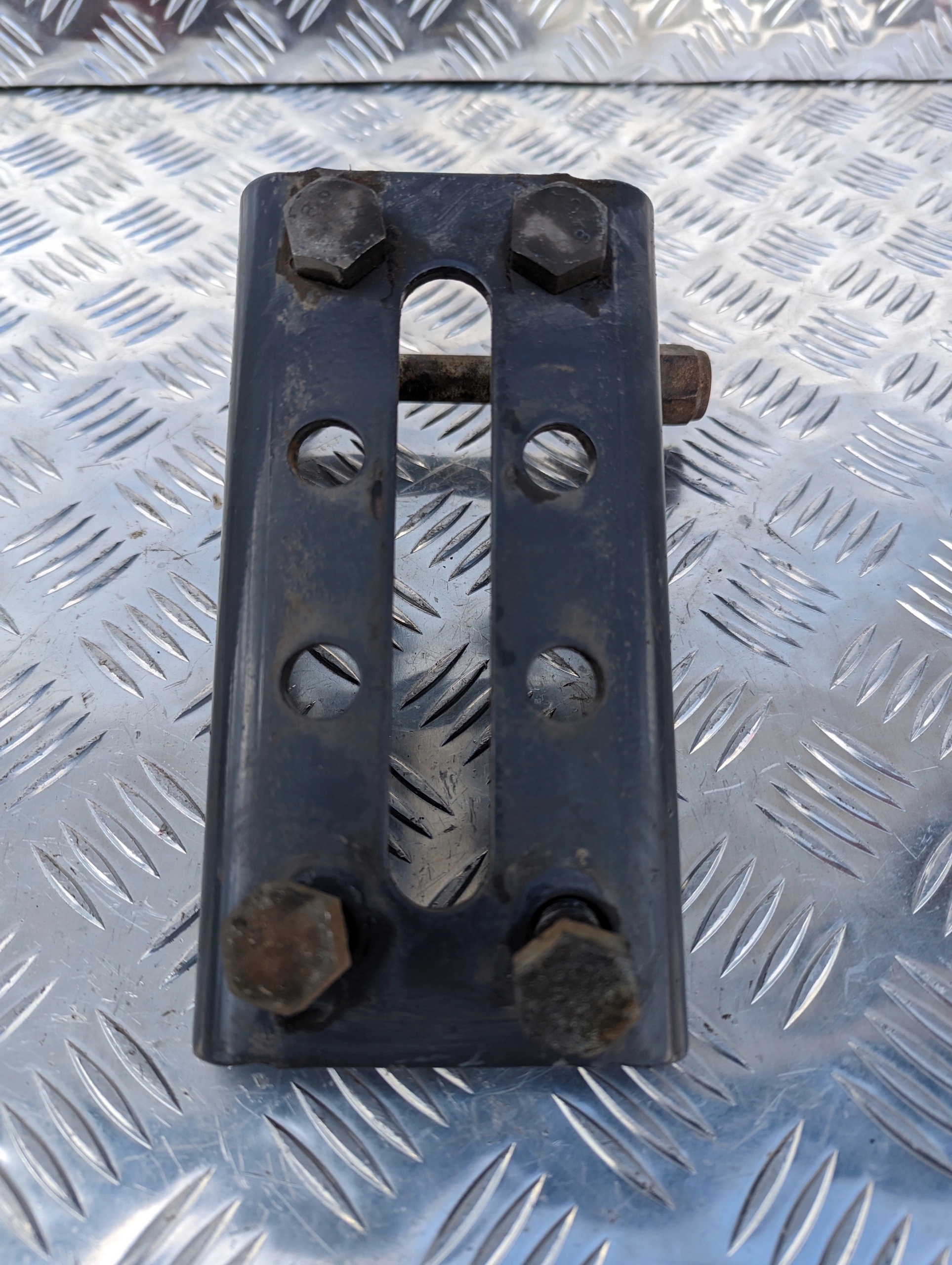 WSPORNIK MOCOWANIE RESORÓW TYŁ SCANIA NTG - obrazek 3