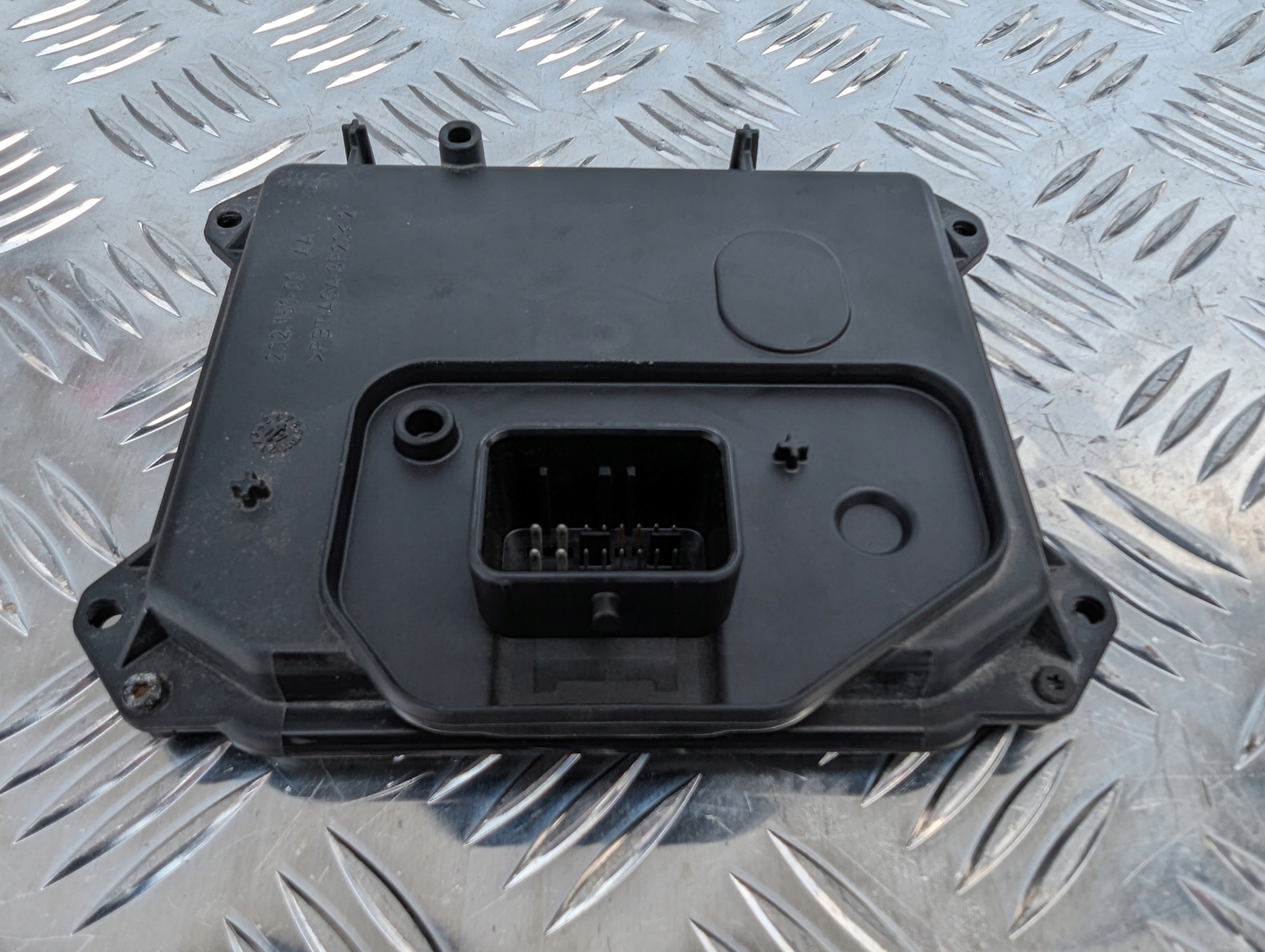 PRZETWORNICA LAMPY XENON KSENON SCANIA NTG 2018 RO - obrazek 3