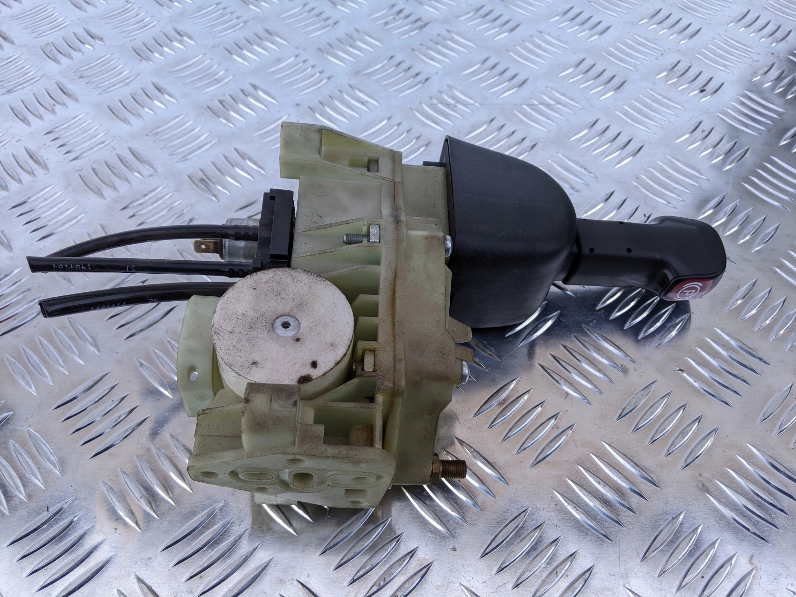 MANETKA HAMULCA RĘCZNEGO SCANIA R - obrazek 7