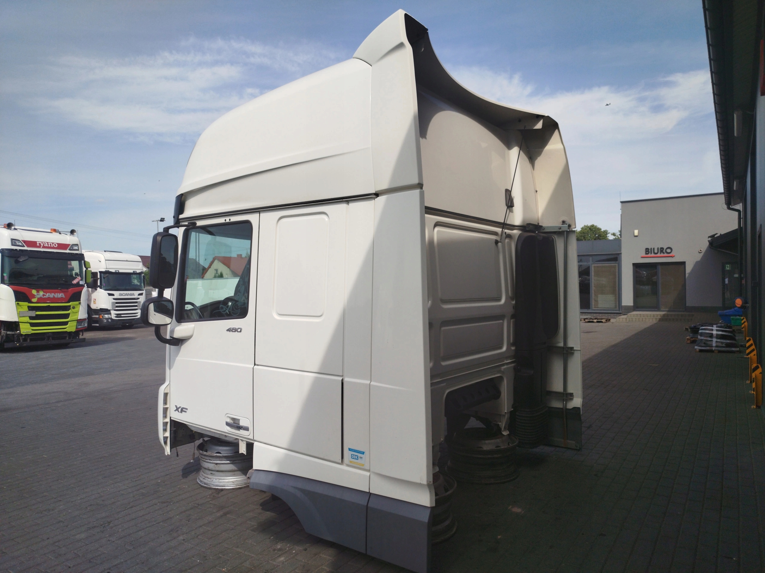 KABINA DAF XF 106 LIFT - obrazek 5