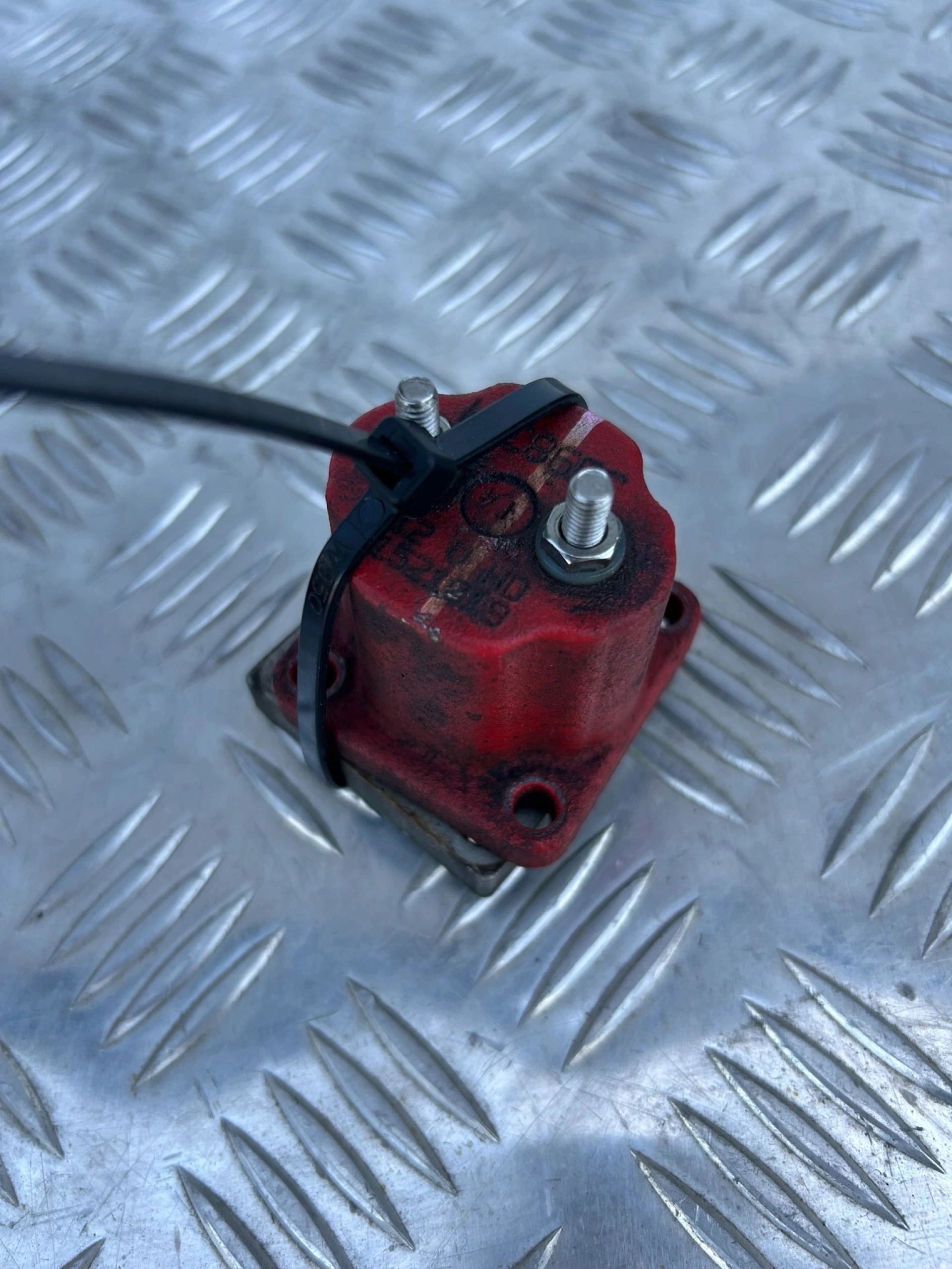 ZAWÓR PALIWA SCANIA 4 - obrazek 4