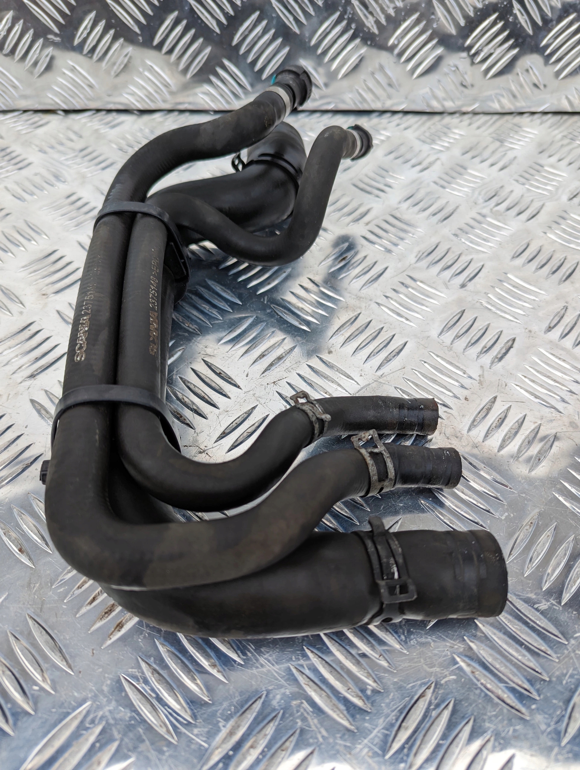 WĘŻE PRZEWODY PŁYNU CHŁODZĄCEGO WODY SCANIA NTG - obrazek 4