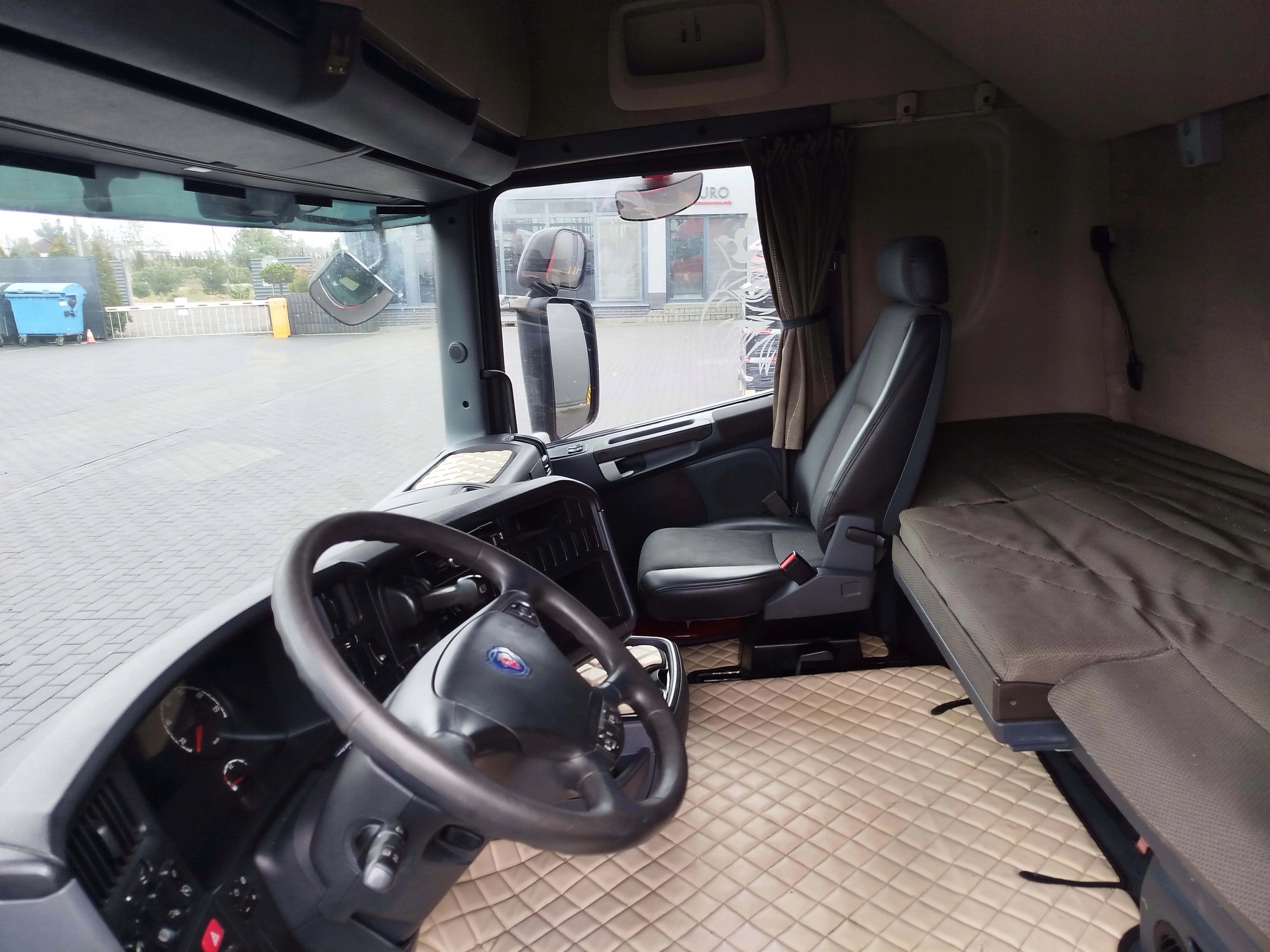 KABINA SCANIA R XPI HIGHLINE 2013 ROK - obrazek 8