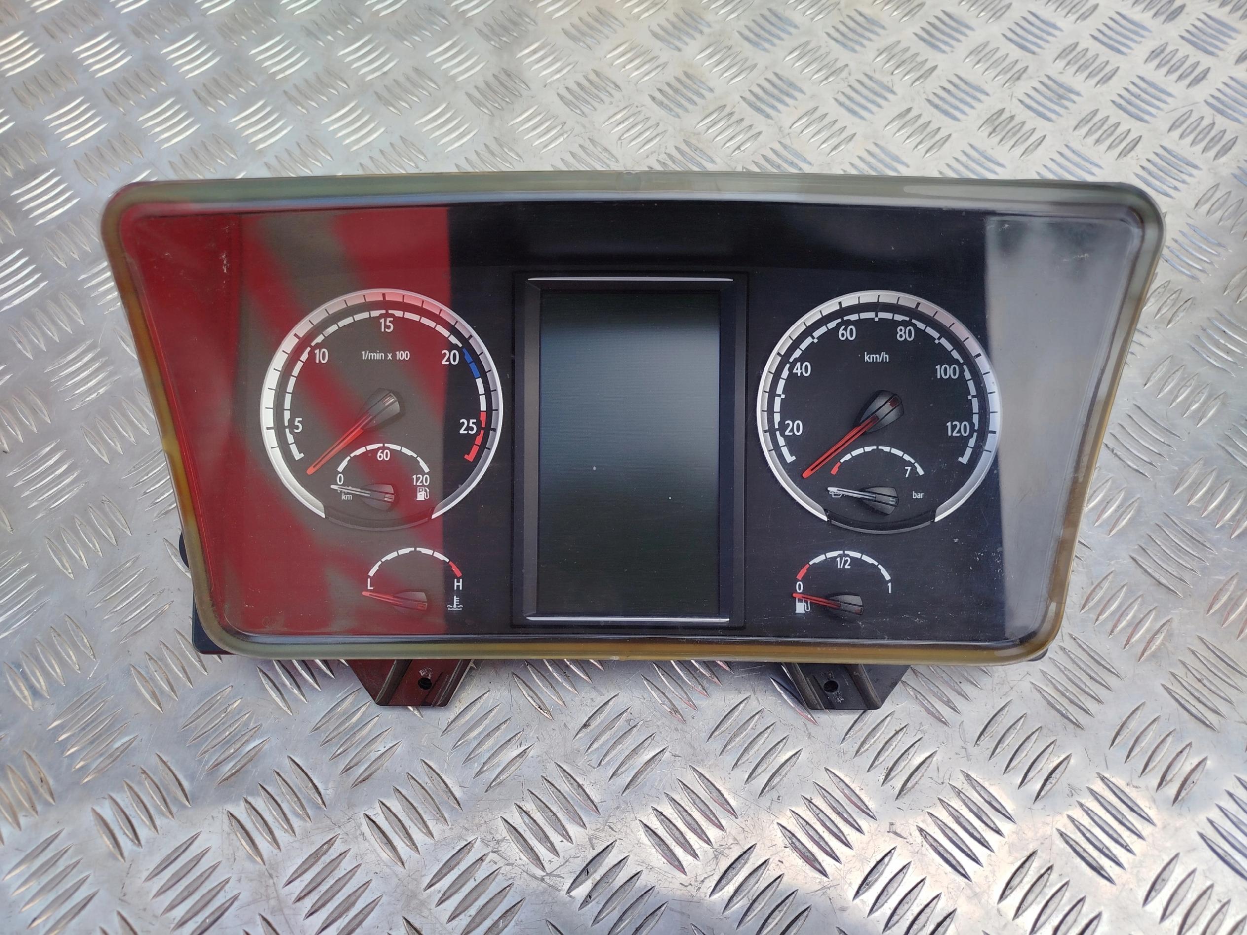 ZEGARY DUŻY WYŚWIETLACZ SCANIA STREAMLINE EURO 6 - obrazek 6