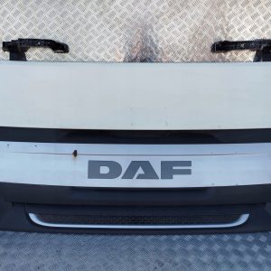 ATRAPA GÓRNA MASKA DAF XF 106