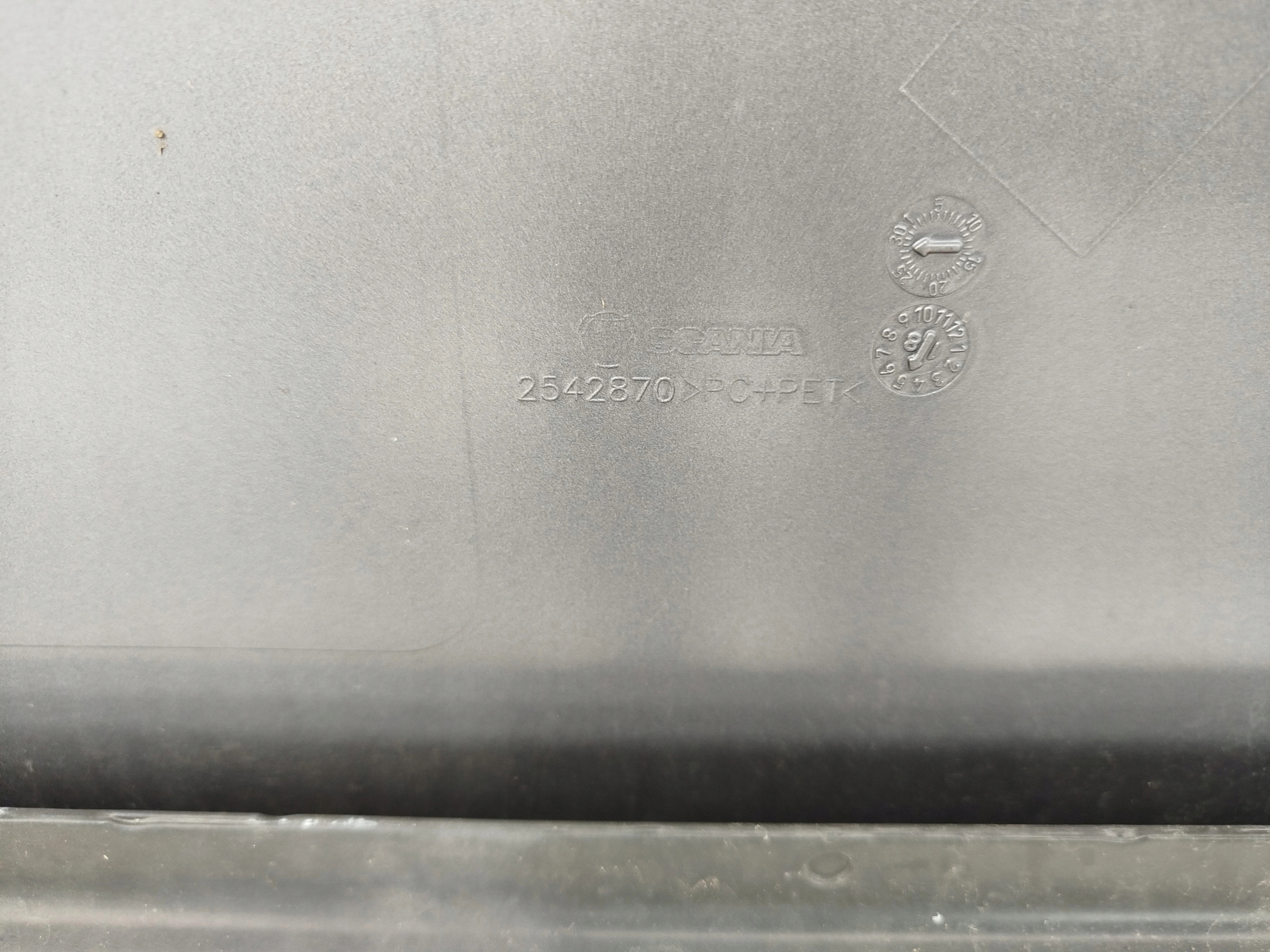 ATRAPA GÓRNA SCANIA R NTG KABINA - obrazek 5