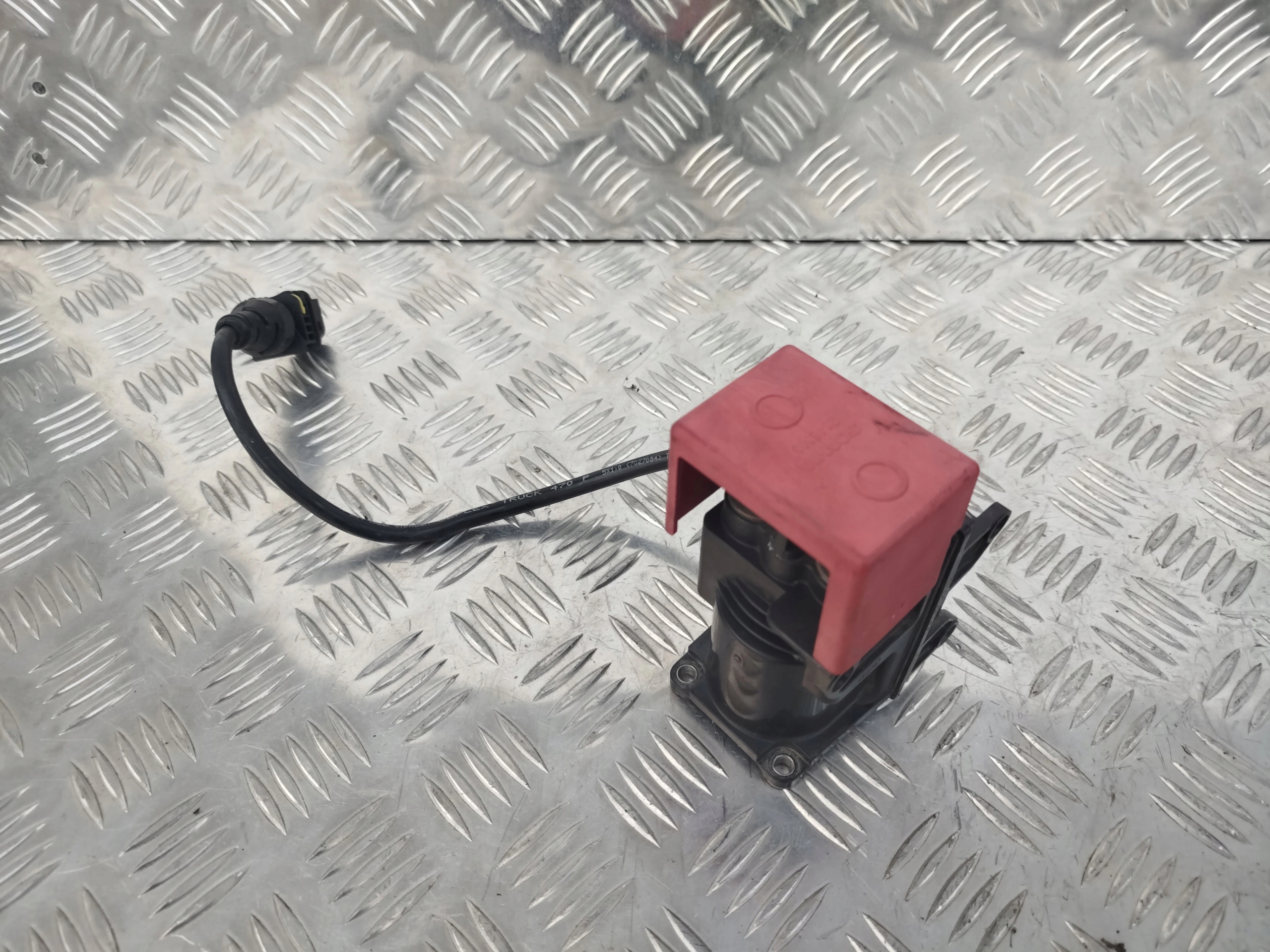 PRZEKAZNIK CEWKA STARTOWA SCANIA EURO 6 - obrazek 3