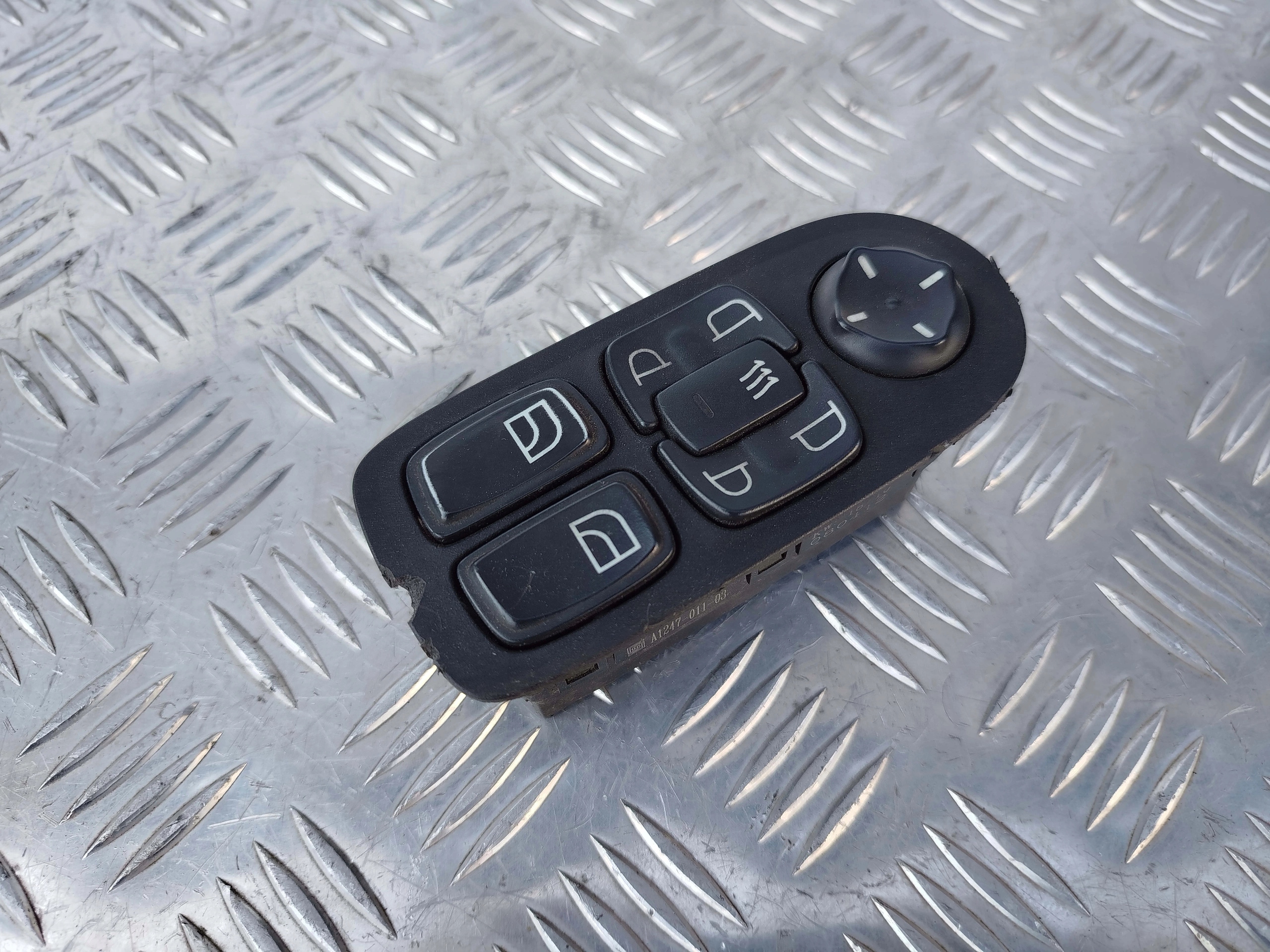 PANEL STEROWANIA SZYB LUSTEREK PRZYCISKI DAF XF 106