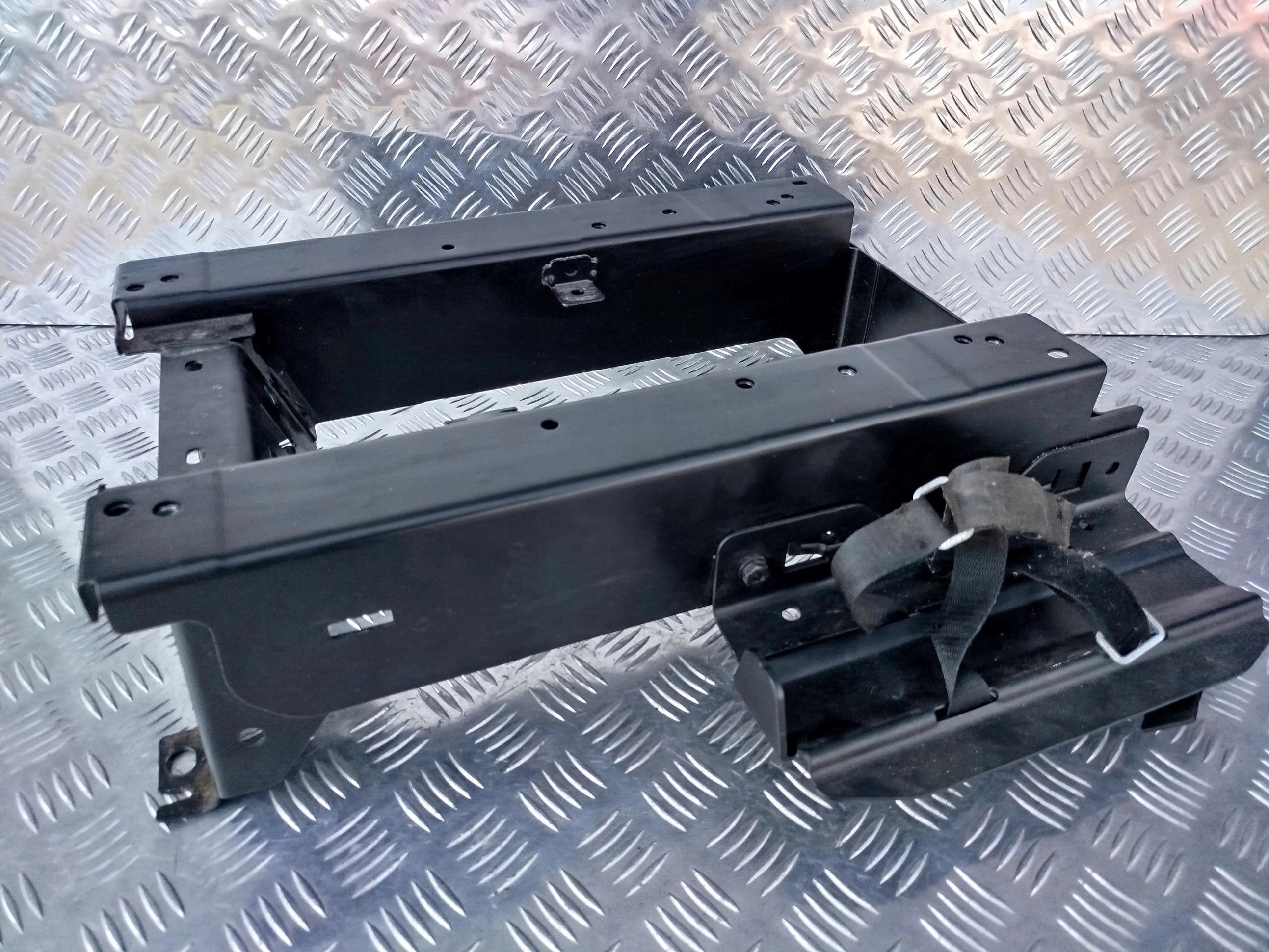 PODSTAWA FOTELA PNEUMATYCZNEGO PRAWA LEWA SCANIA NTG - obrazek 2