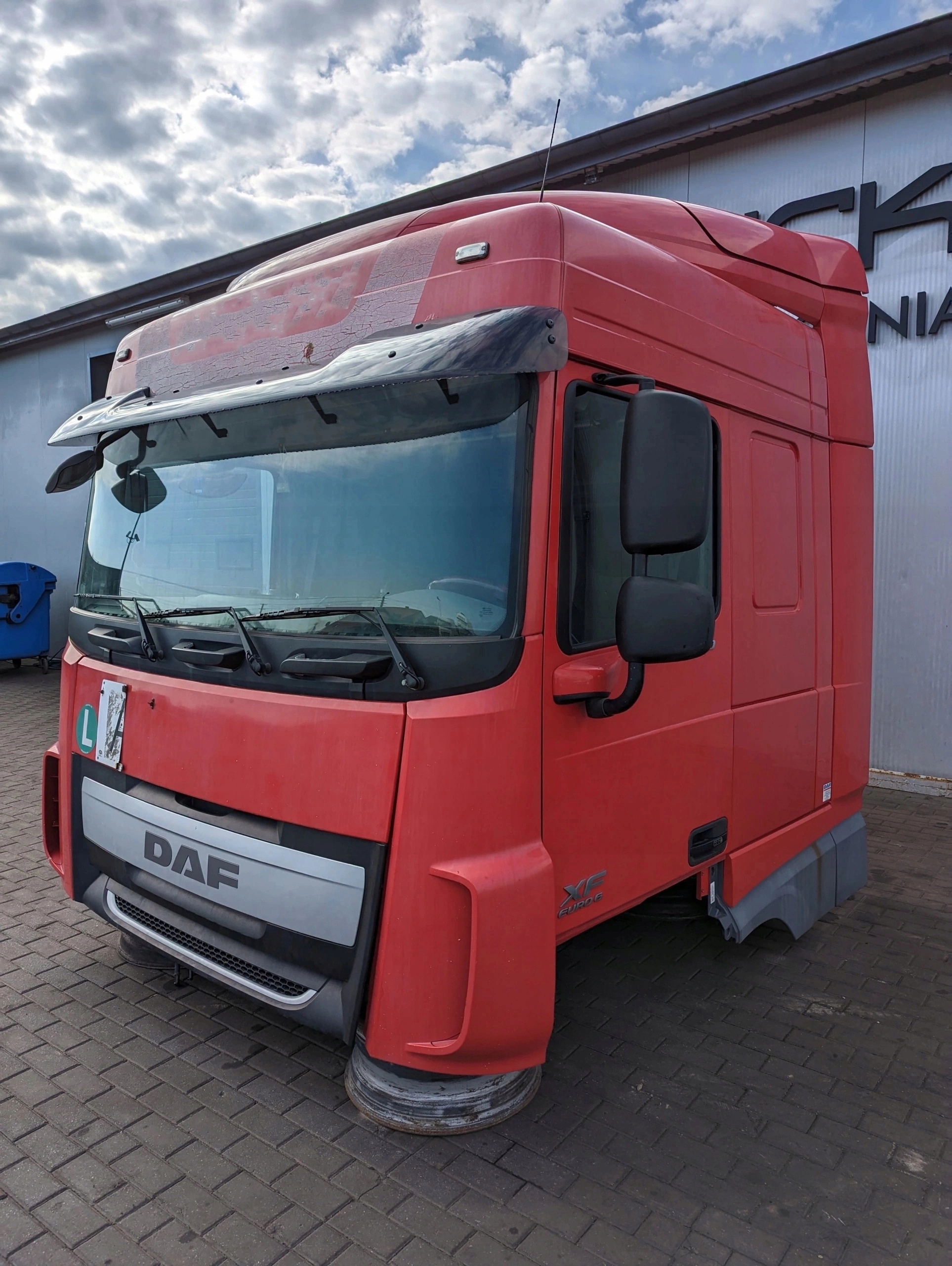 KABINA DAF XF 106 2014 ROK SC - obrazek 9