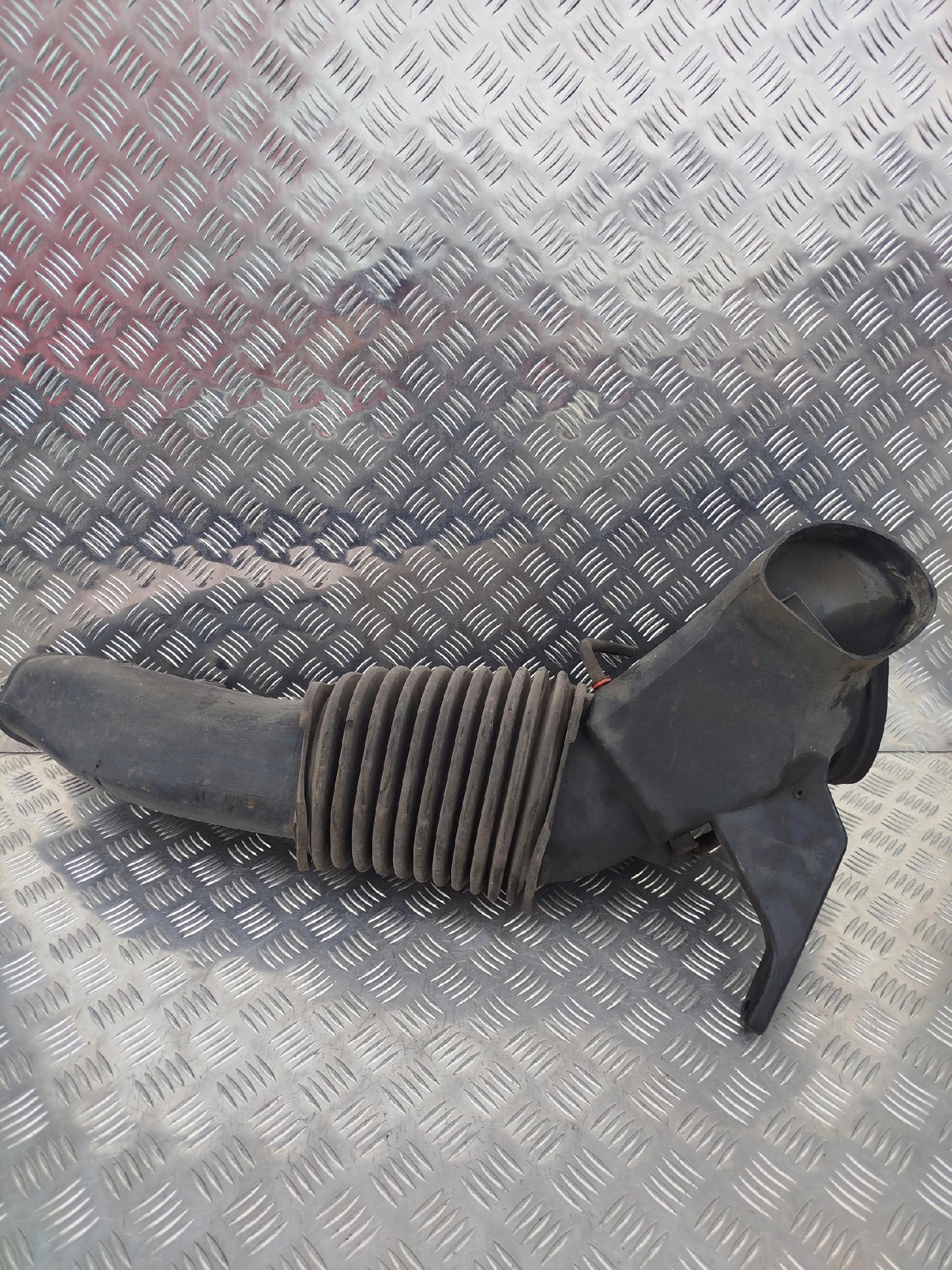 RURA WLOT DOLOT FILTRA POWIETRZA KOMIN SCANIA 4 - obrazek 5