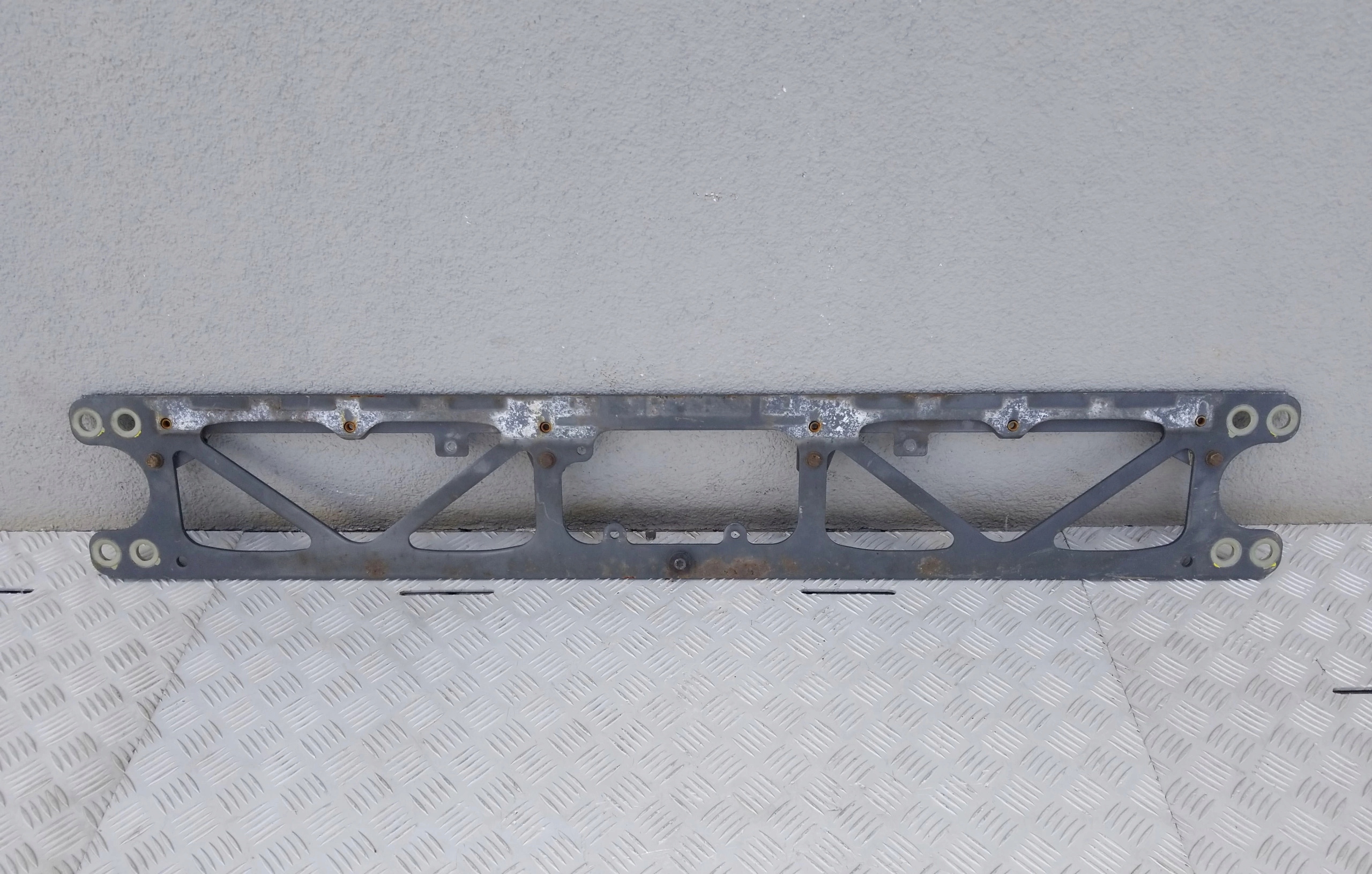 DAF XF 106 BELKA POPRZECZNA RAMY - obrazek 3