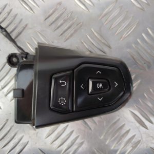 PRZYCISKI STEROWANIA W KIEROWNICY SCANIA R NTG