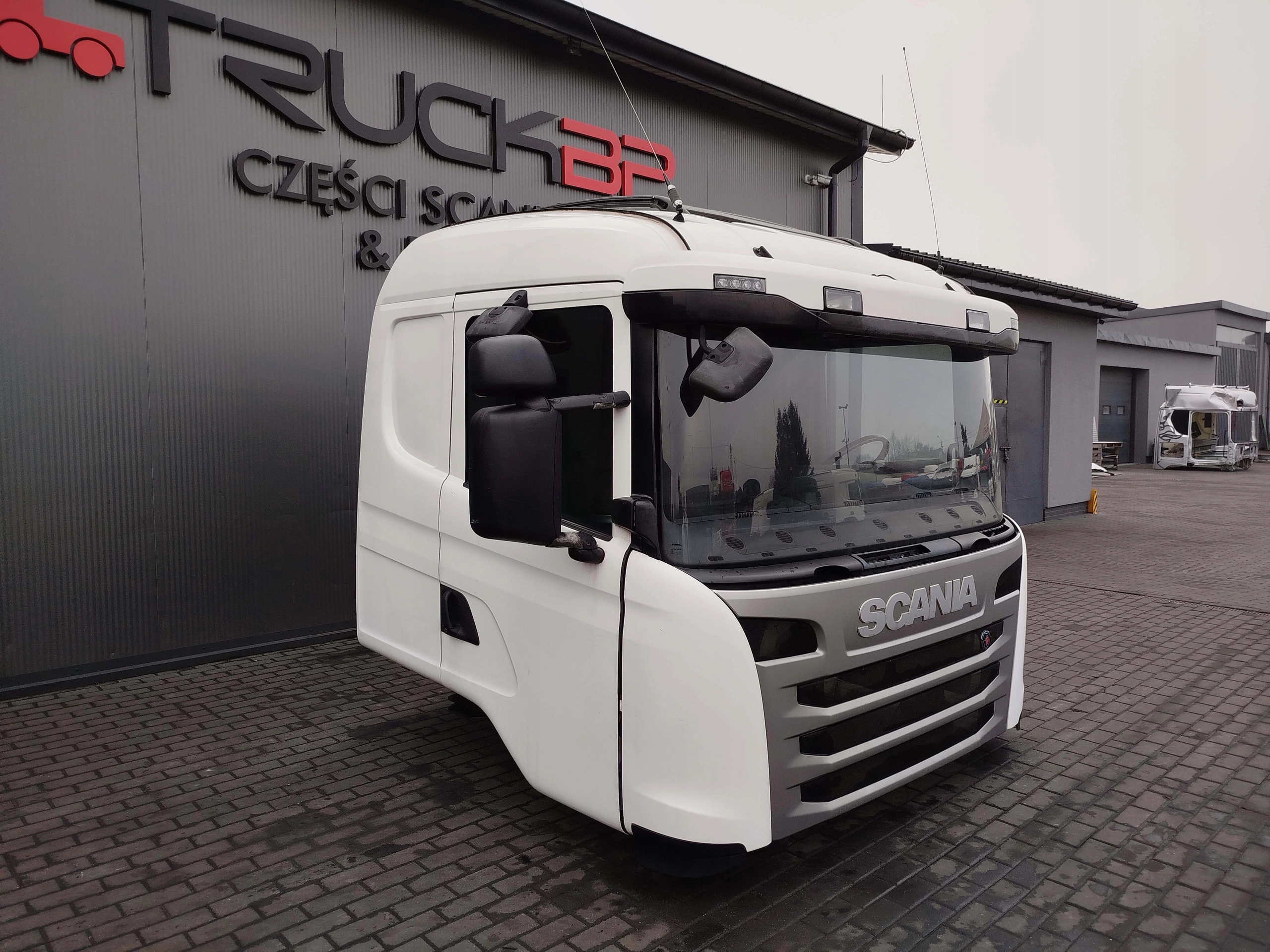 KABINA SCANIA CR 19 XPI STREAMLINE - obrazek 2