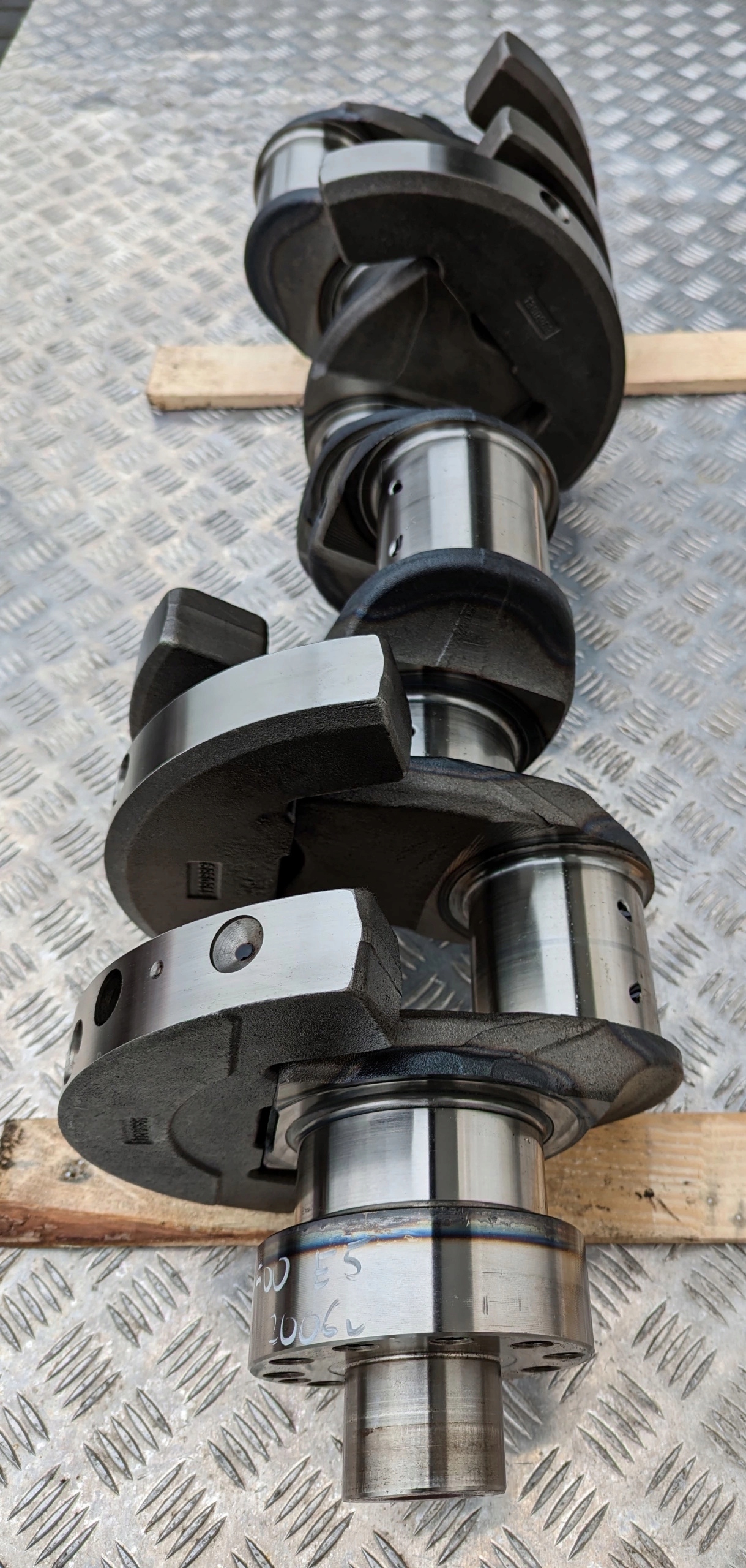 WAŁ KORBOWY SCANIA R500 PDE V8 EURO 5 - obrazek 4