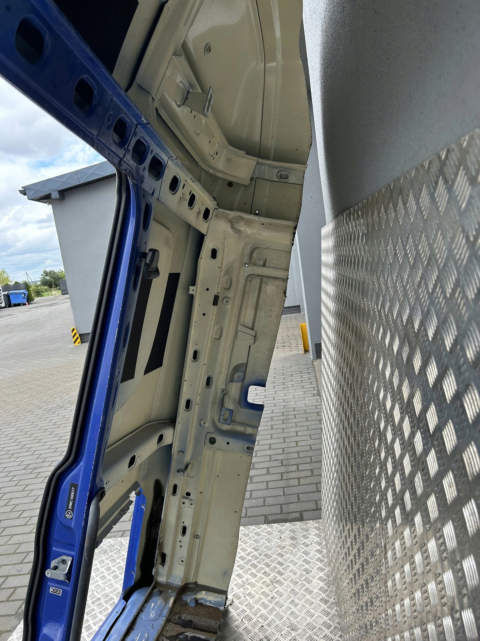 BOK KABINY SCANIA CR19 HIGHLINE - obrazek 4