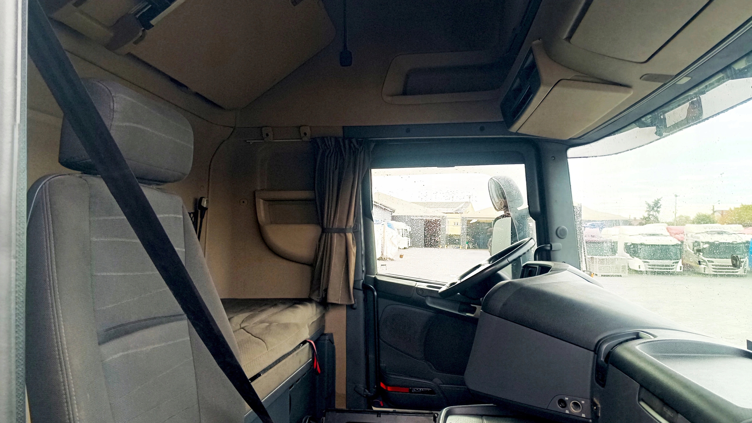 KABINA SCANIA TOPLINE R420 HPI - obrazek 11