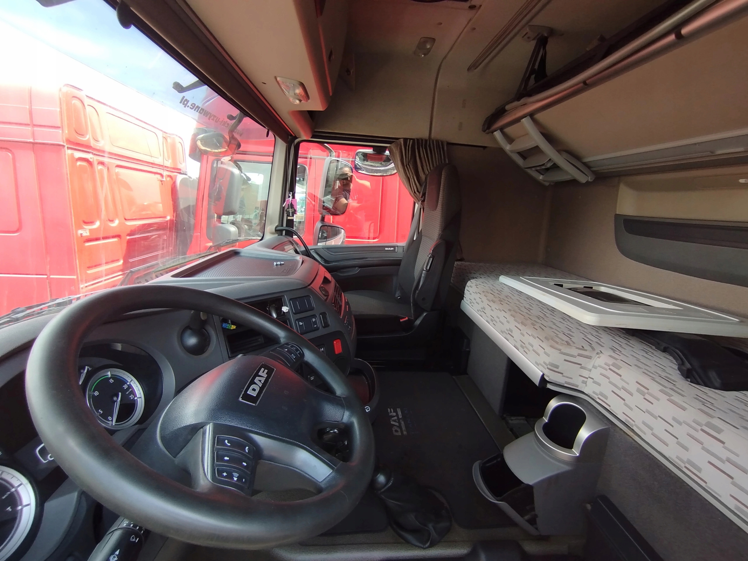 PROMOCJA KABINA DAF XF 106 - obrazek 6