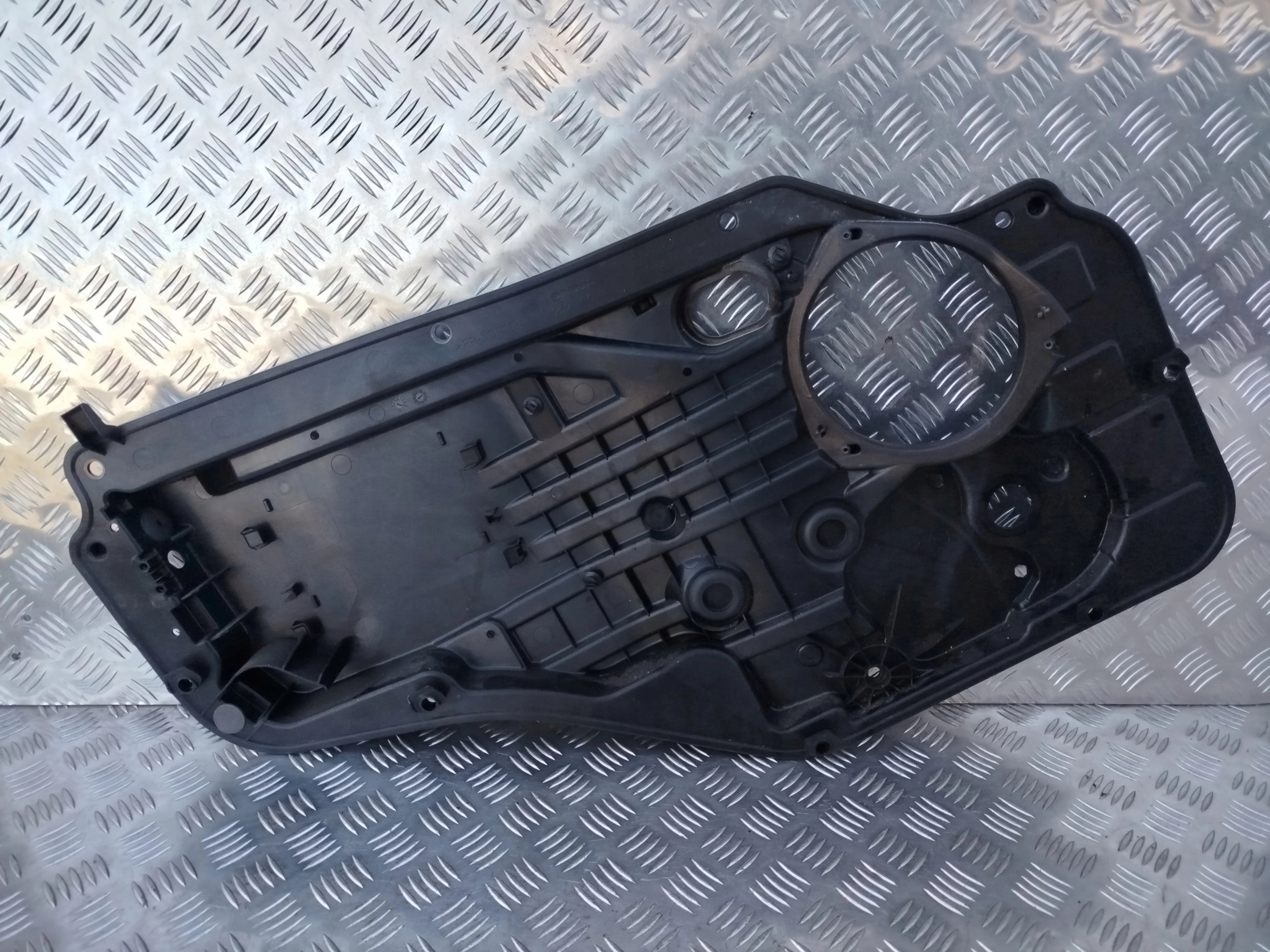 WYGŁUSZENIE DRZWI LEWE SCANIA G NTG - obrazek 2