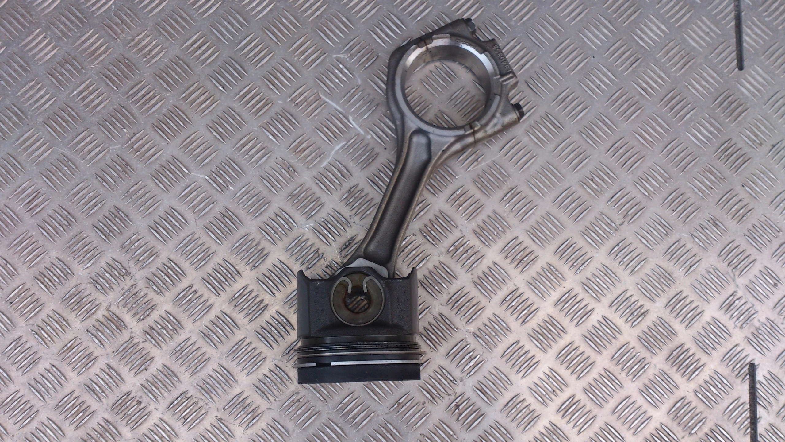 KORBOWÓD Z TŁOKIEM DAF XF 106 - obrazek 3