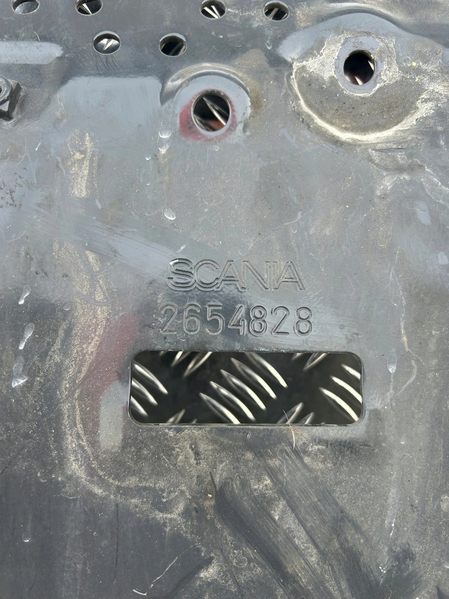 BLACHA WSPORNIK SCANIA NTG NOWY MODEL - obrazek 2