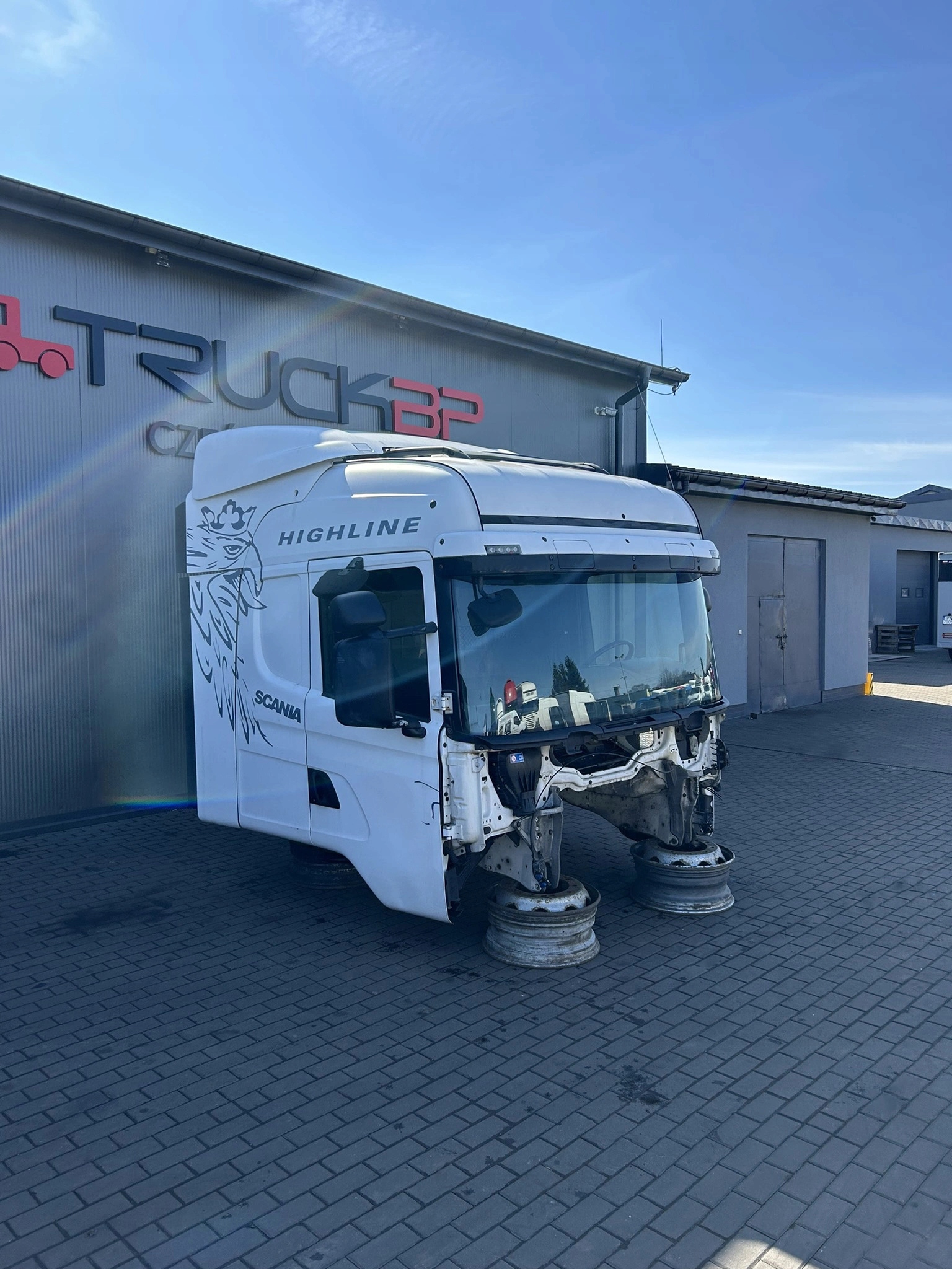 KABINA SCANIA CR19 HPI 2010 ROK - obrazek 4