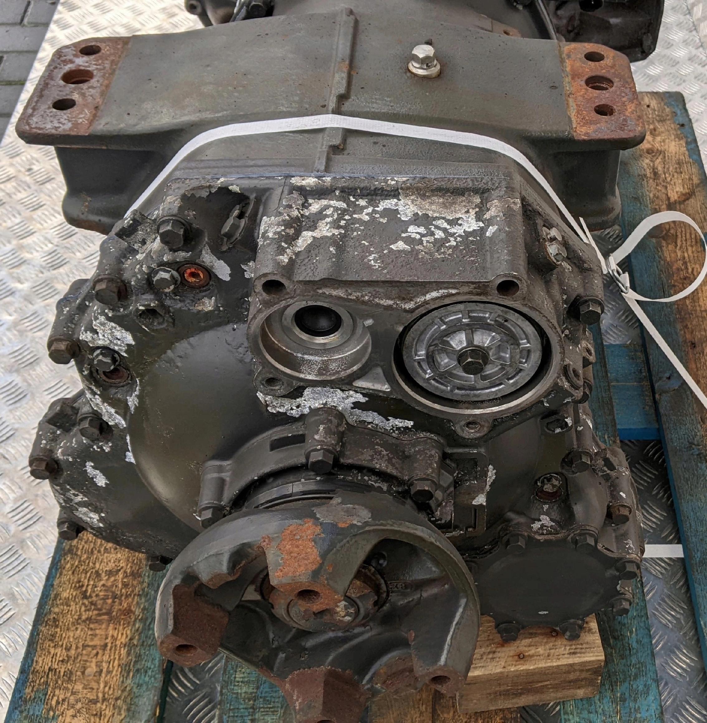 SKRZYNIA BIEGÓW GR905 - obrazek 2