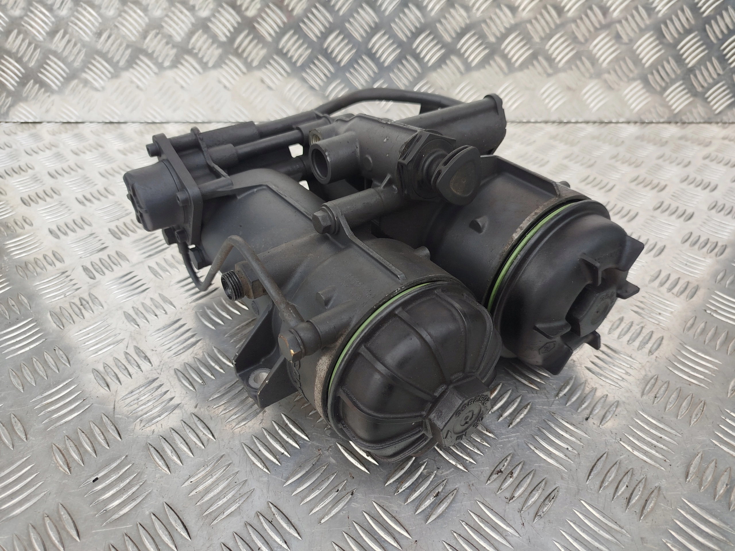 OBUDOWA FILTRA PALIWA SCANIA STREAMLINE - obrazek 2