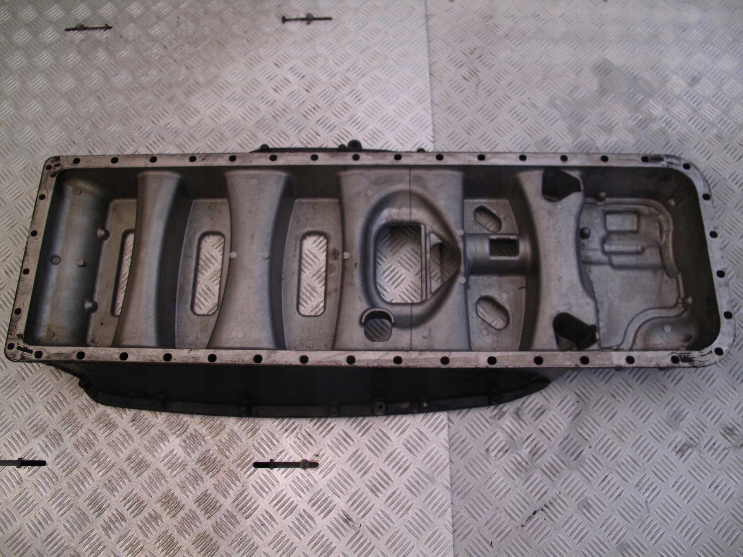 MISKA OLEJOWA SCANIA R XPI EURO 6 - obrazek 2