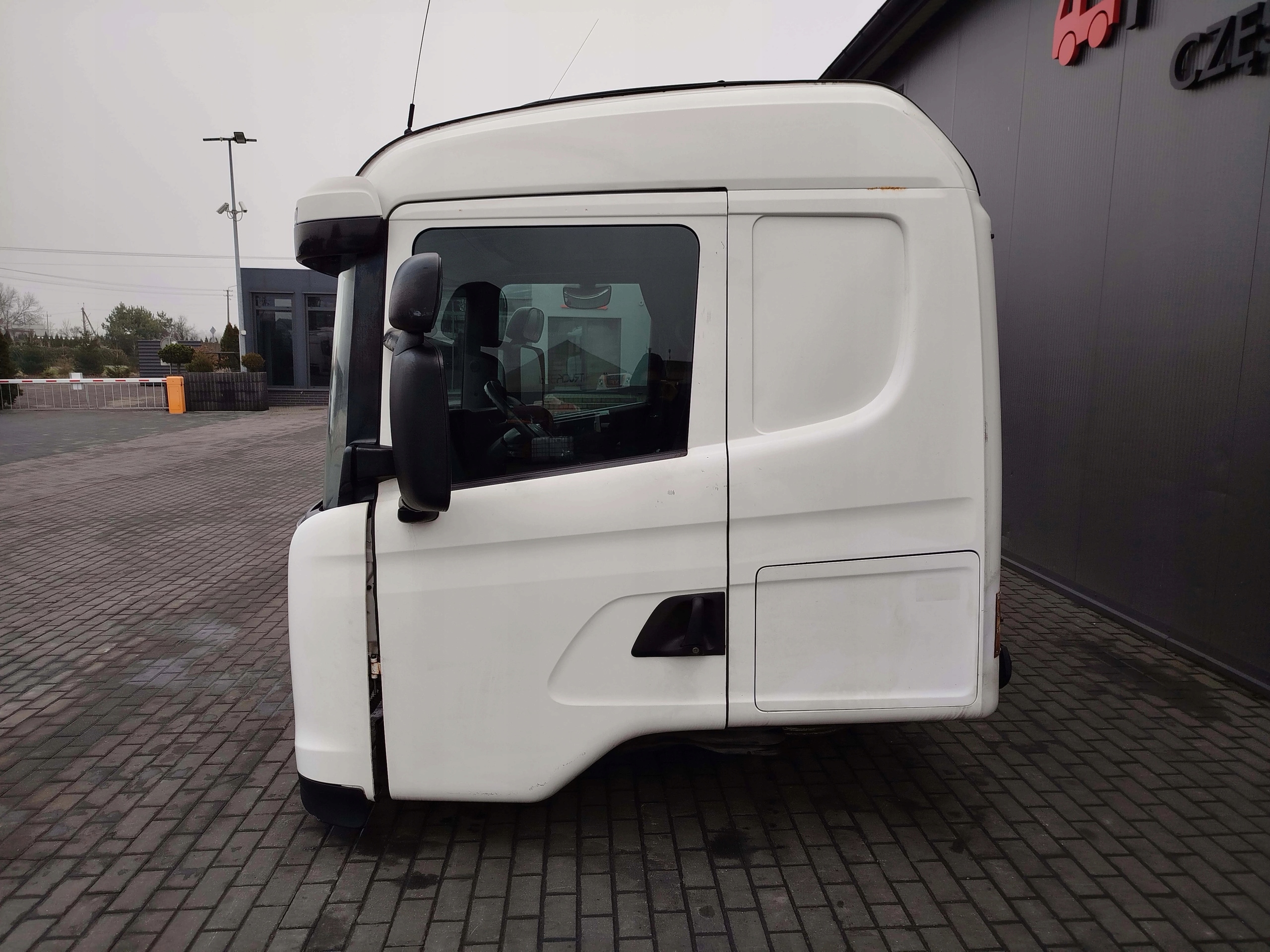 KABINA SCANIA CR 19 XPI STREAMLINE - obrazek 6