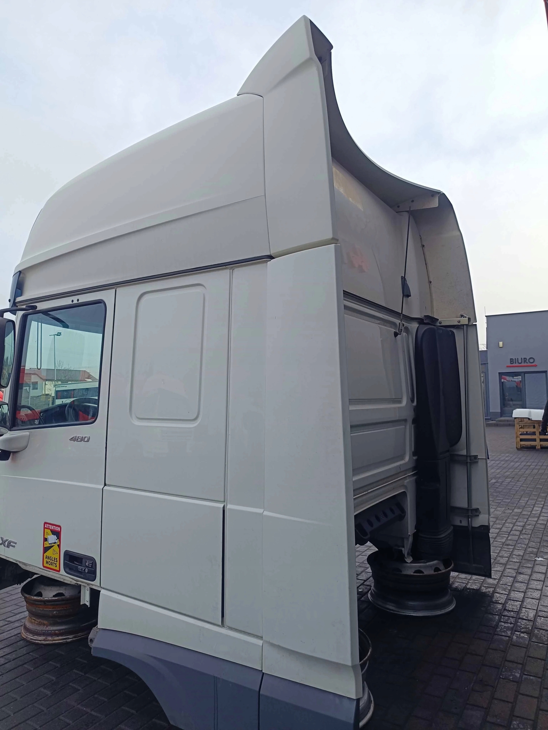 KABINA DAF XF 106 480 LIFT SSC - obrazek 5