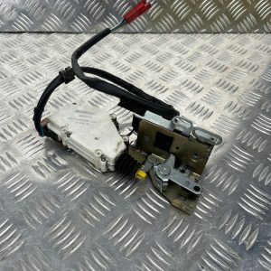 ZAMEK DRZWI Z CENTRALKĄ SCANIA R