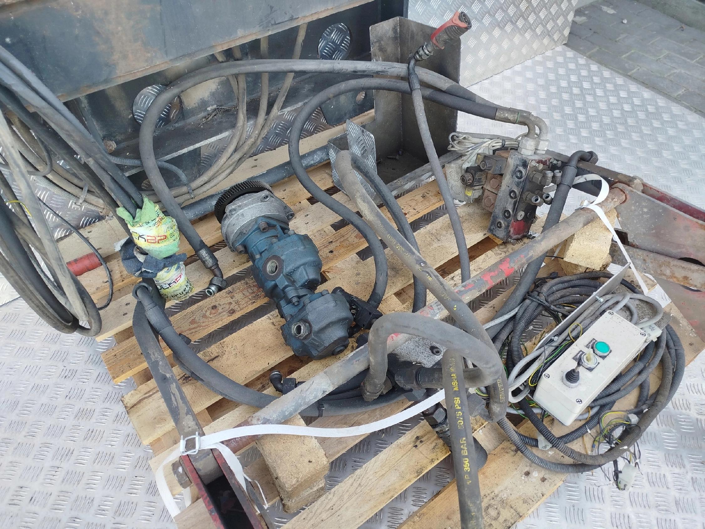 PŁUG ADAPTER PŁUGA ŚNIEŻNEGO SCANIA - obrazek 4