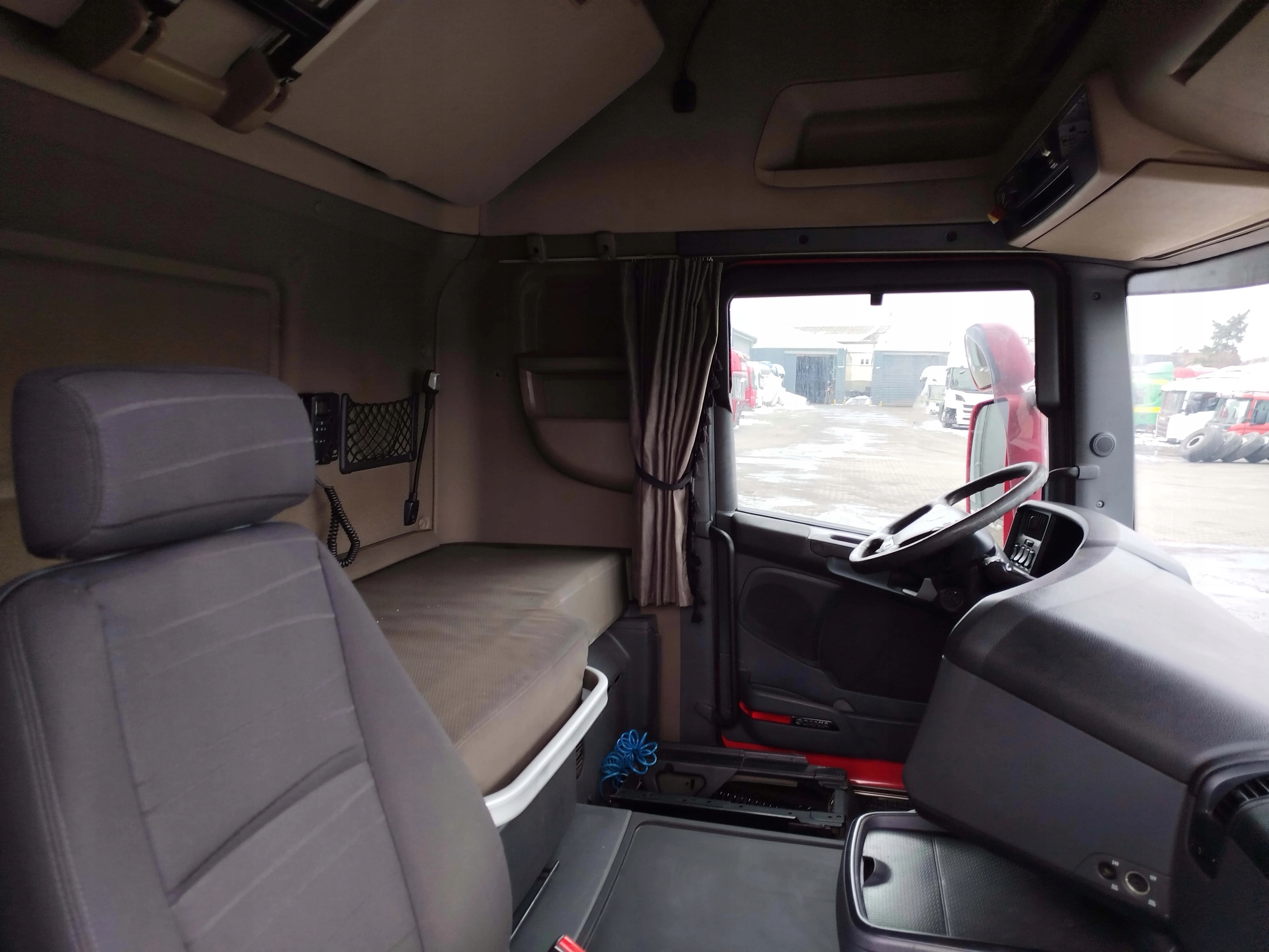 KABINA SCANIA R STREAMLINE TOPLINE 2015 R - obrazek 9