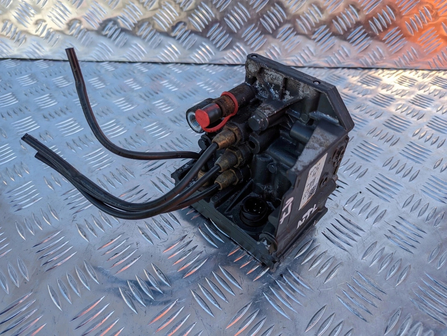 ZAWÓR RETARDERA SCANIA NTG - obrazek 3