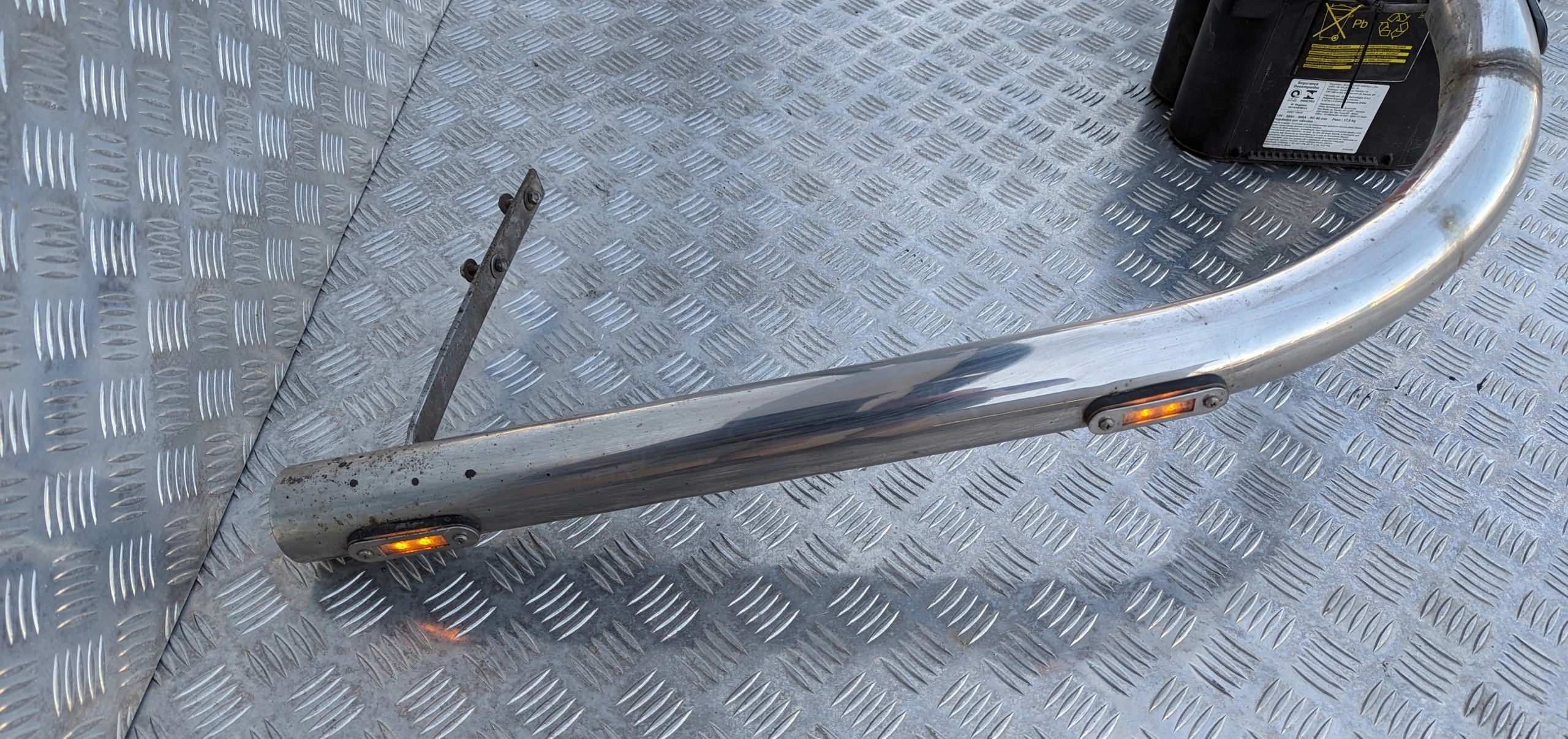 RURA OZDOBNA ZDERZAKA SCANIA - obrazek 3