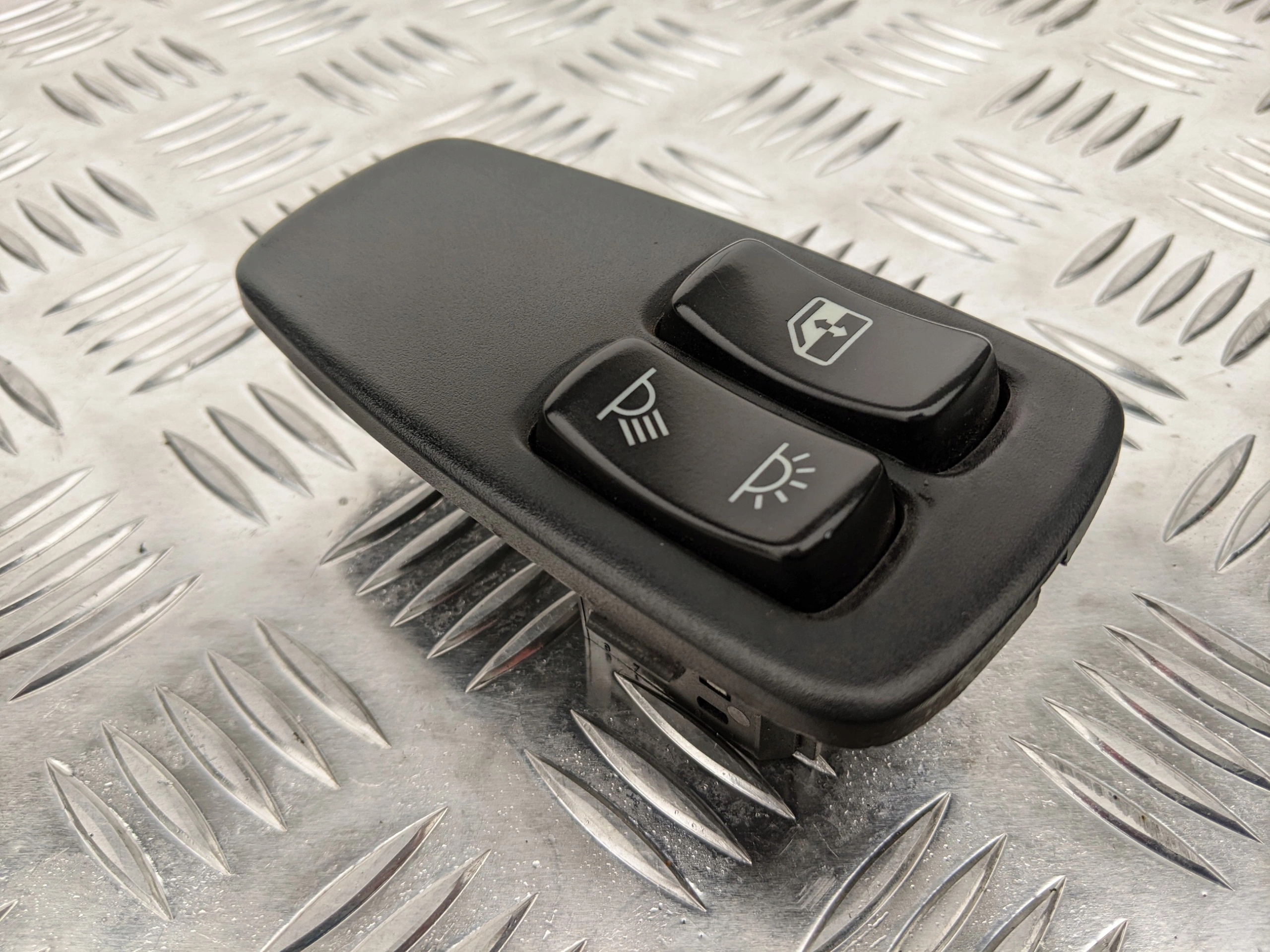 WŁĄCZNIK PRZEŁĄCZNIK SZYB SCANIA R - obrazek 5