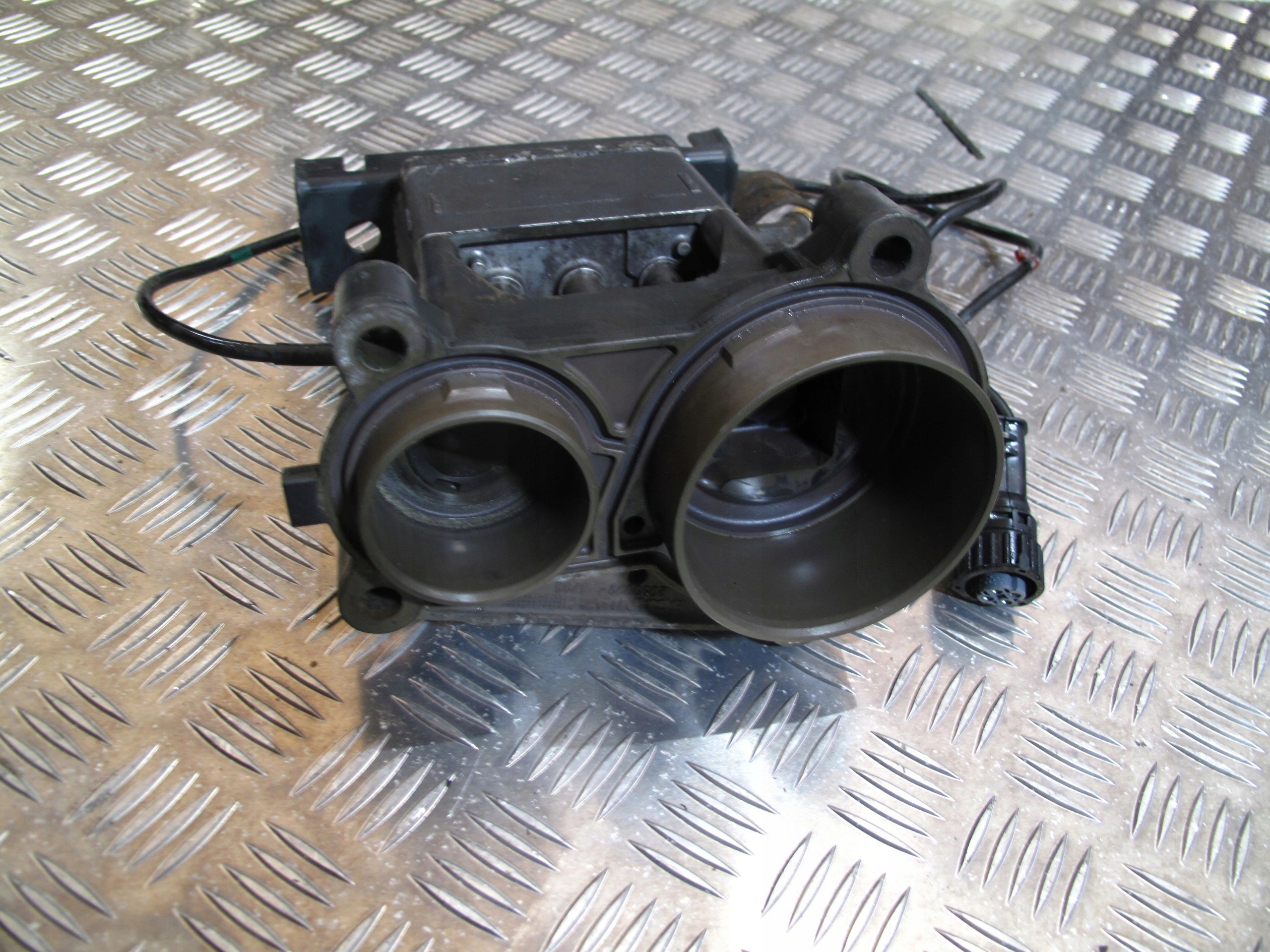 CEWKA CEWKI SKRZYNI GRS 895 905 SCANIA - obrazek 3