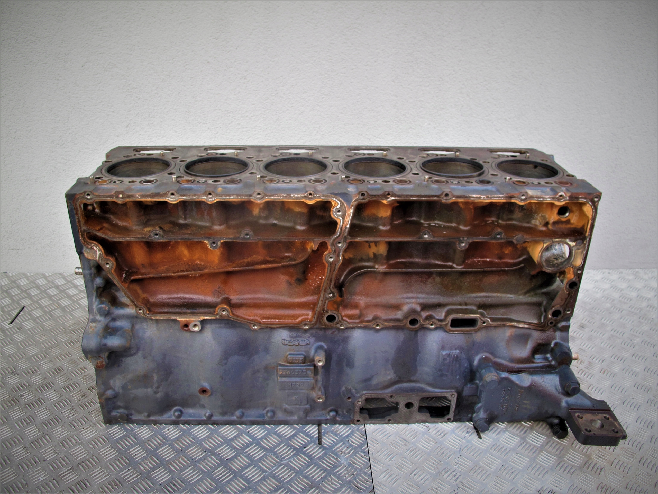 BLOK SILNIKA DC 13141 SCANIA NTG - obrazek 2